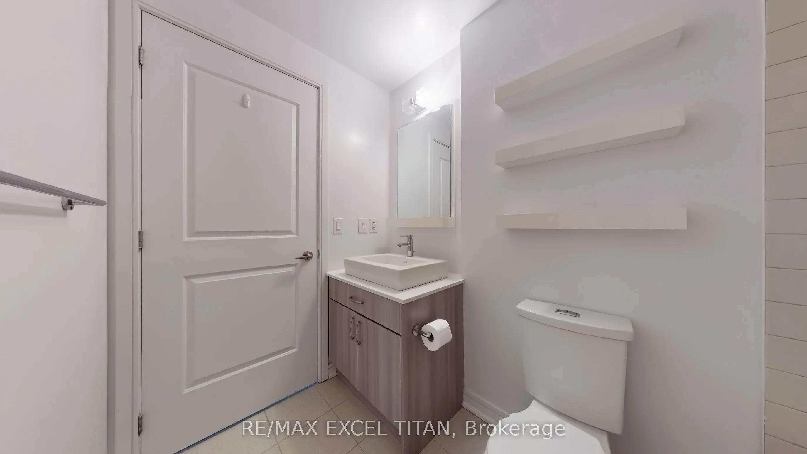 9205 Yonge Street, #309