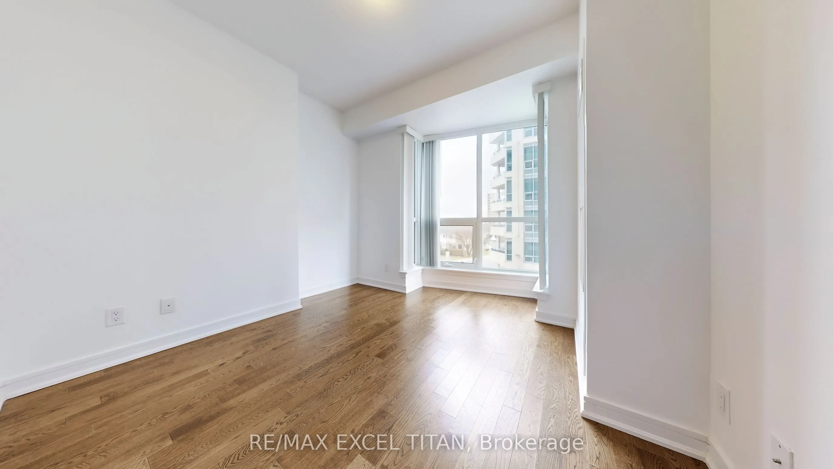 9205 Yonge Street, #309