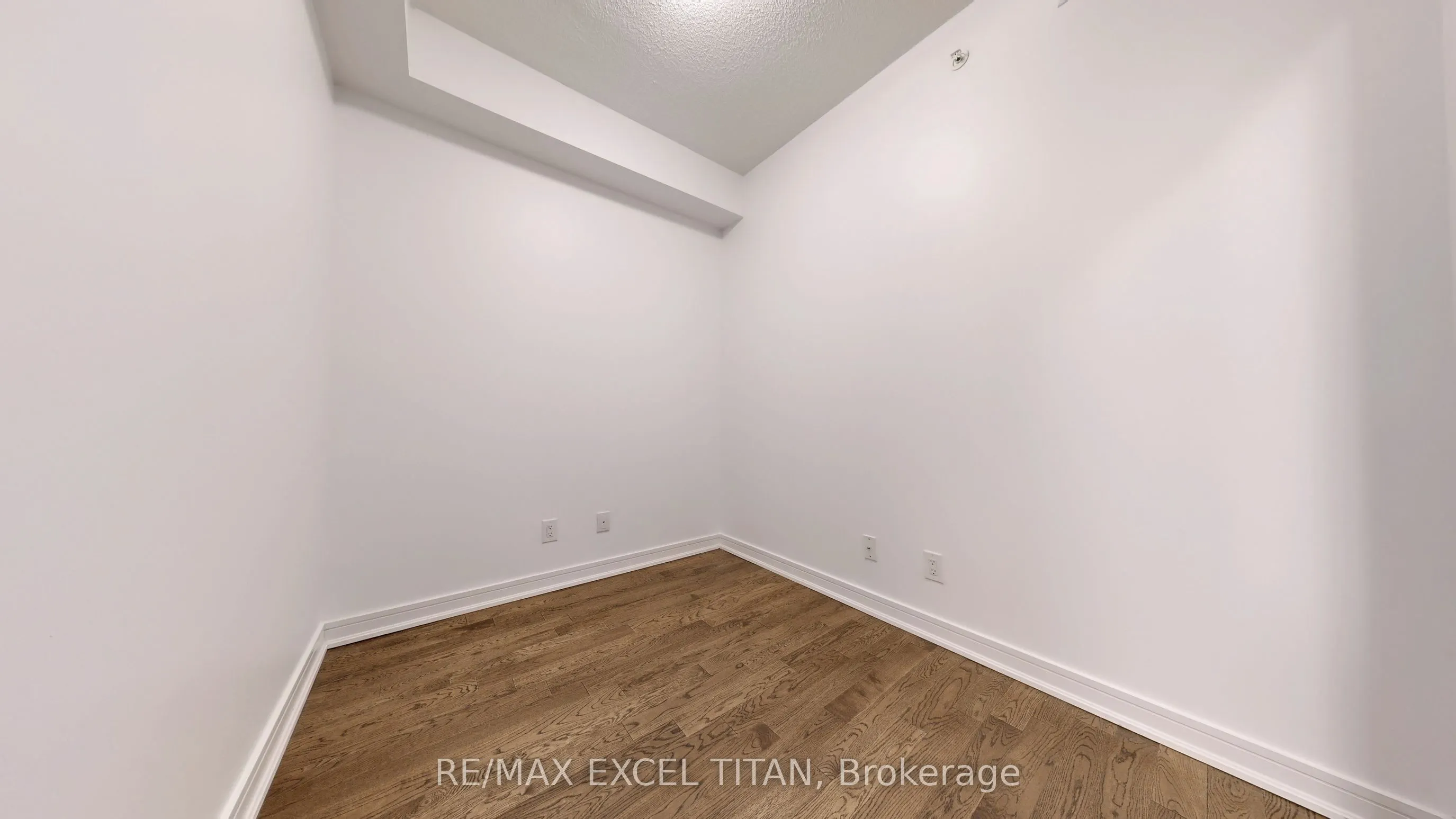 9205 Yonge Street, #309