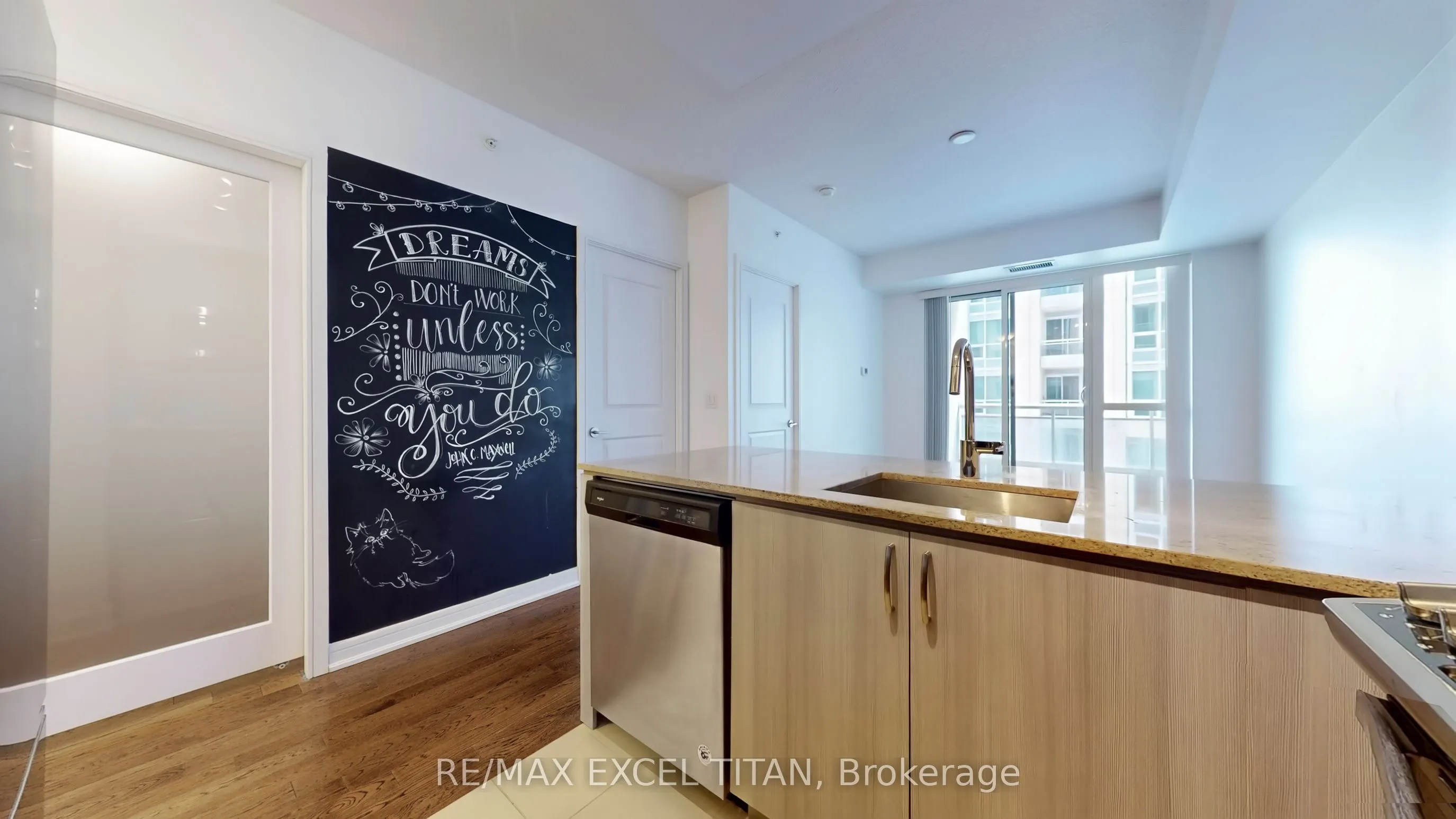 9205 Yonge Street, #309