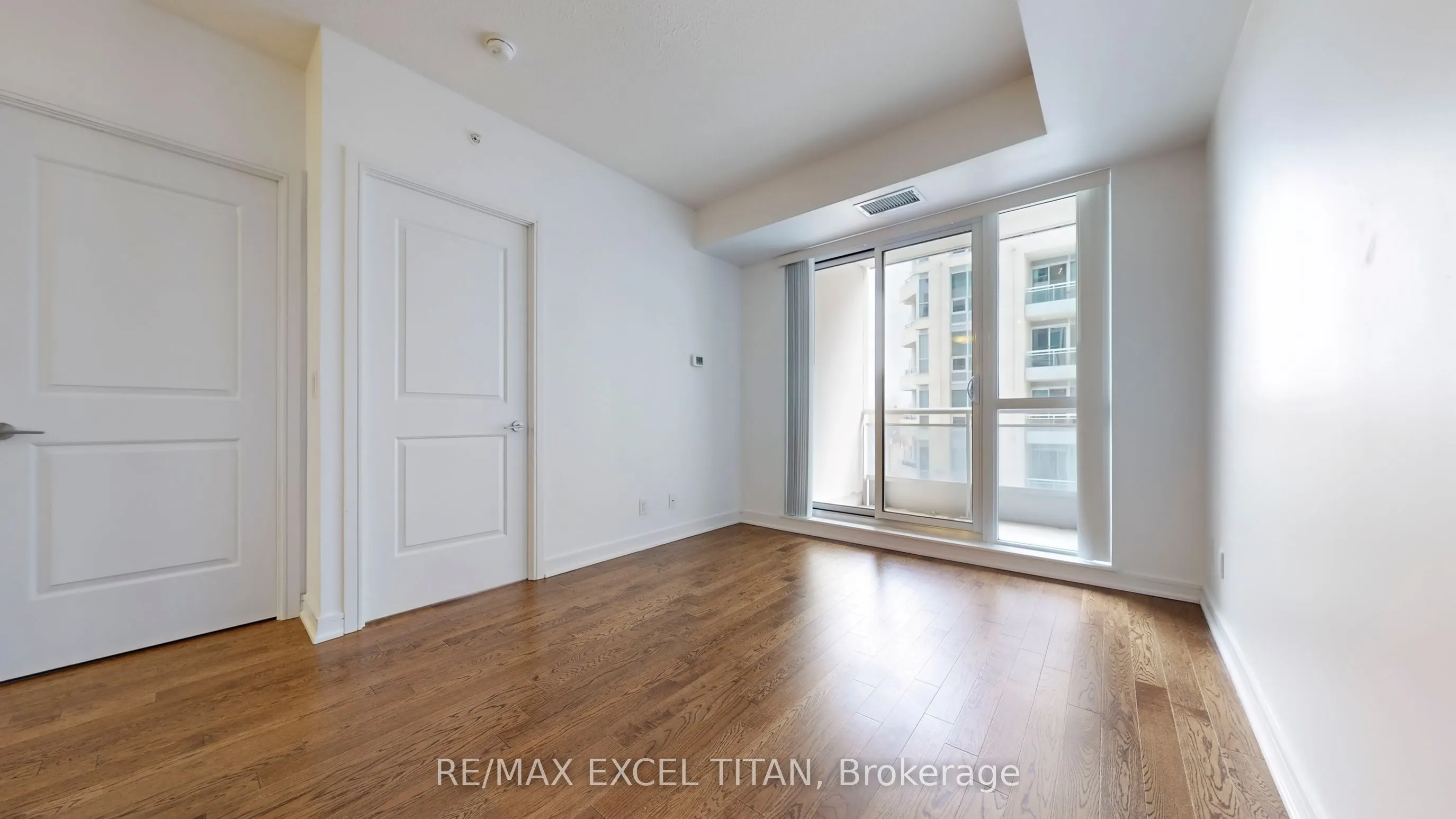 9205 Yonge Street, #309