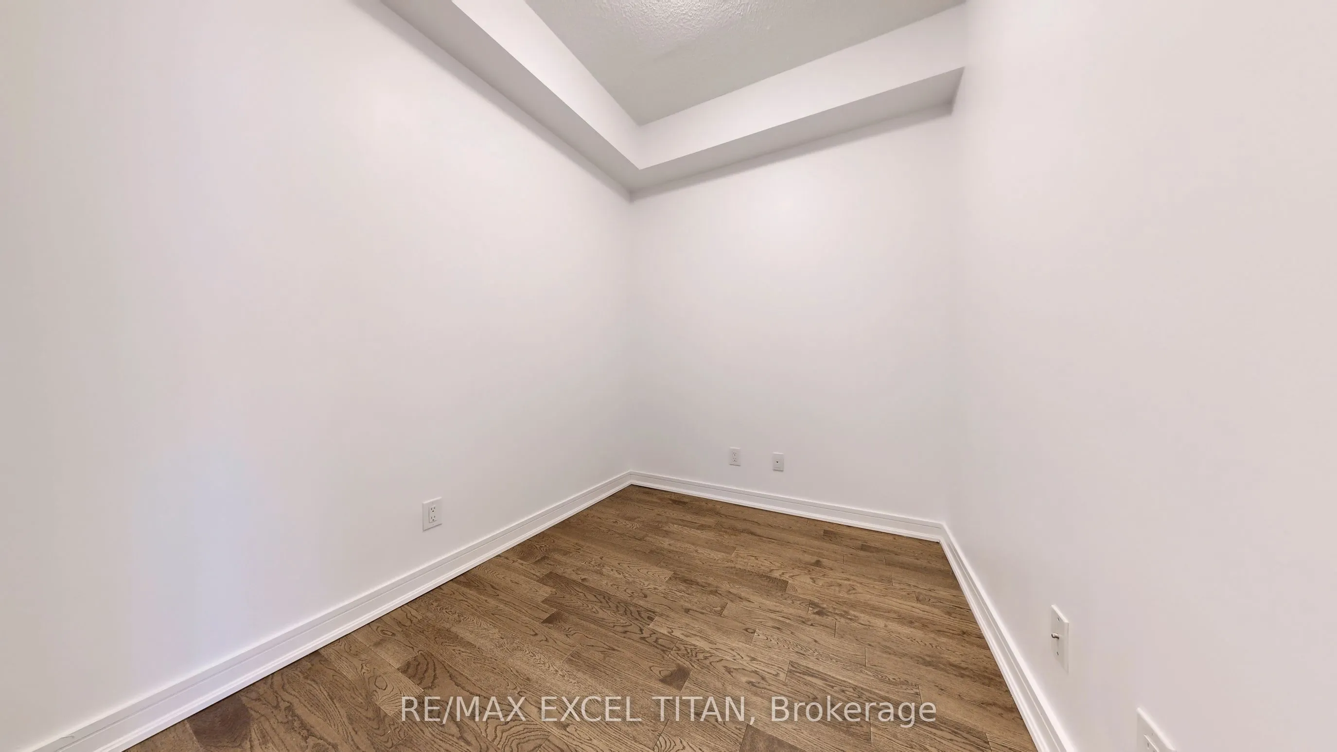 9205 Yonge Street, #309