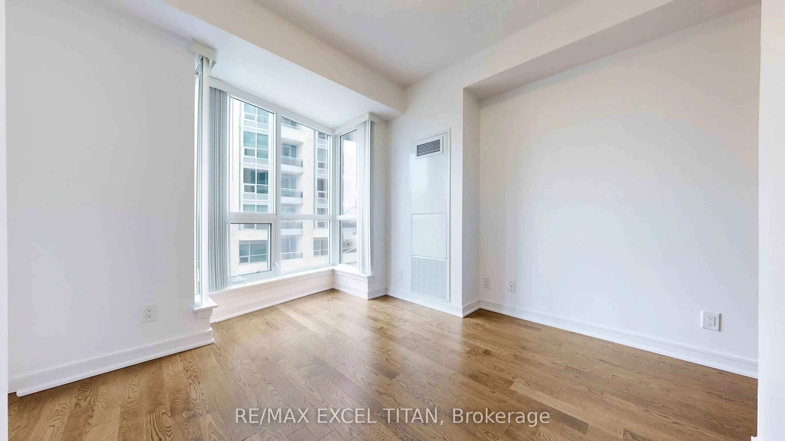 9205 Yonge Street, #309