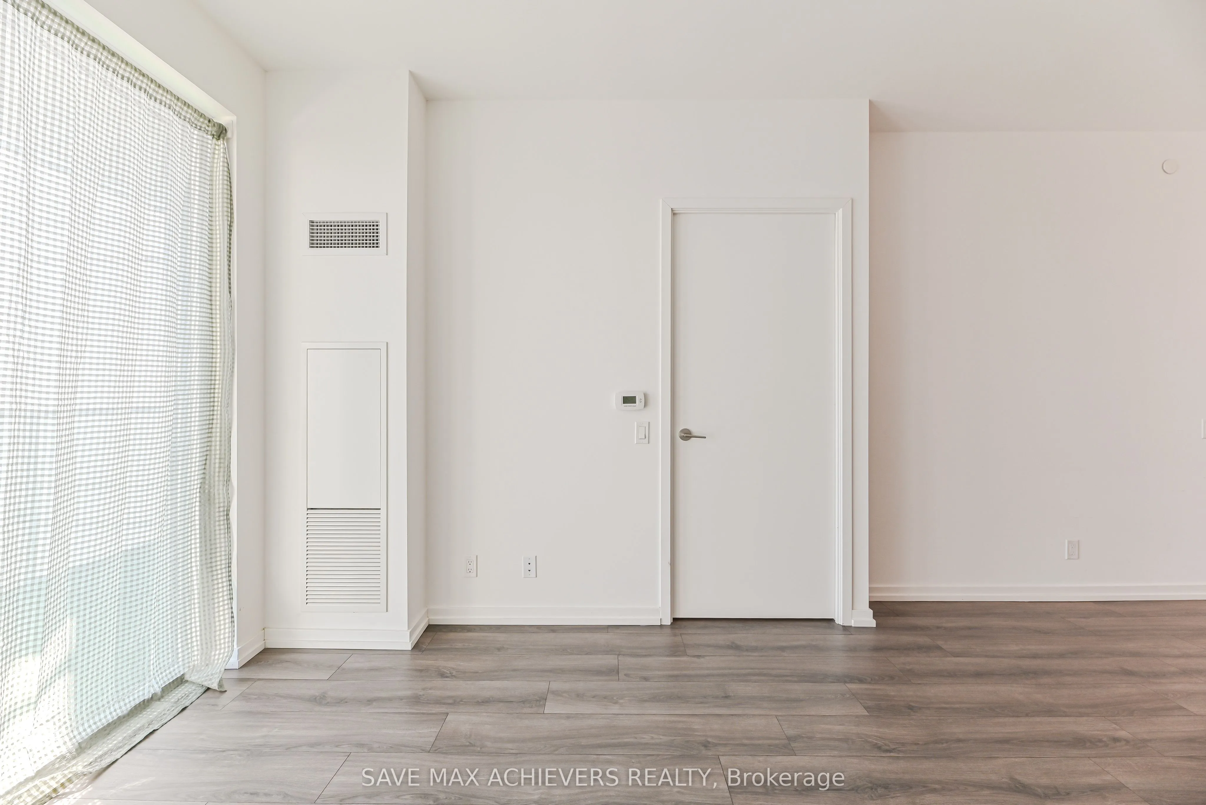 7890 Jane Street, #5201