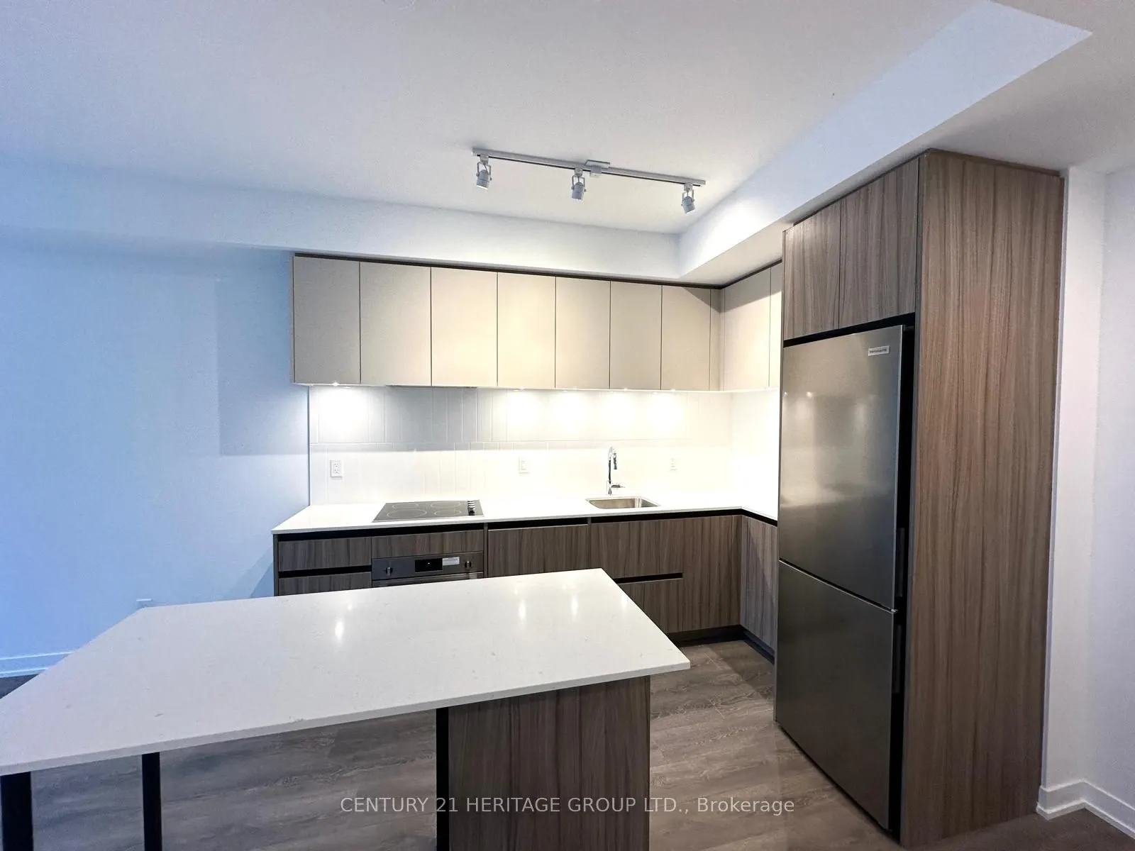 7950 Bathurst Street, #A328