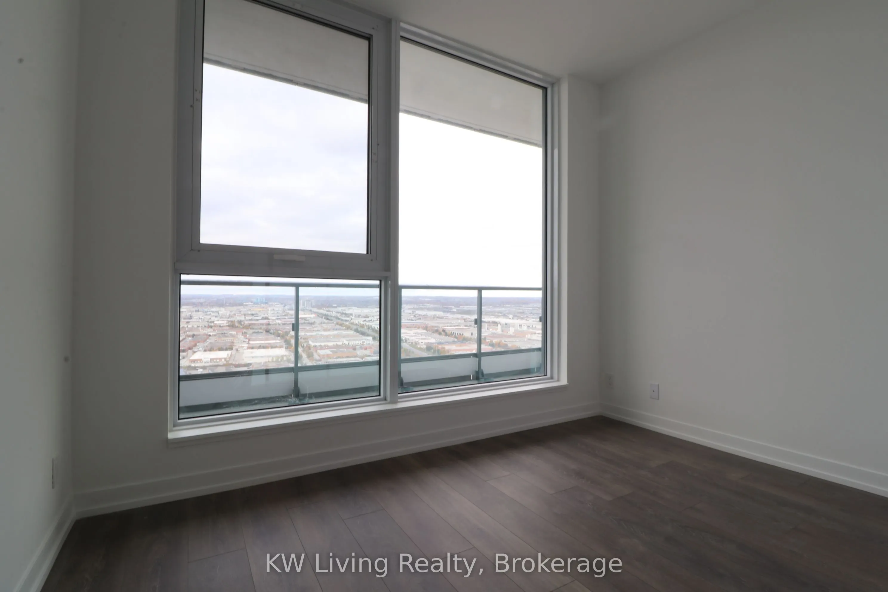 898 Portage Parkway, #4302