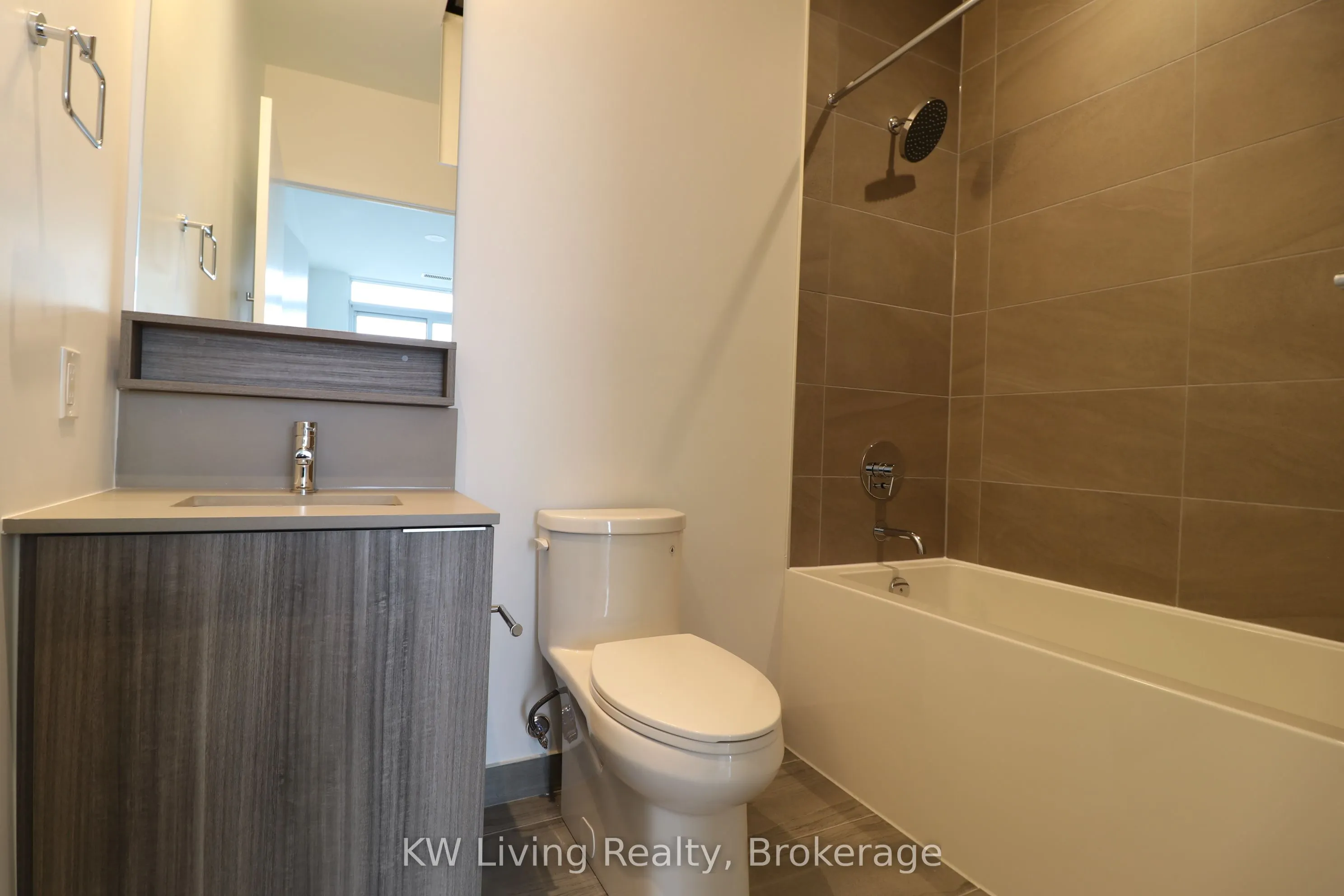 898 Portage Parkway, #4302