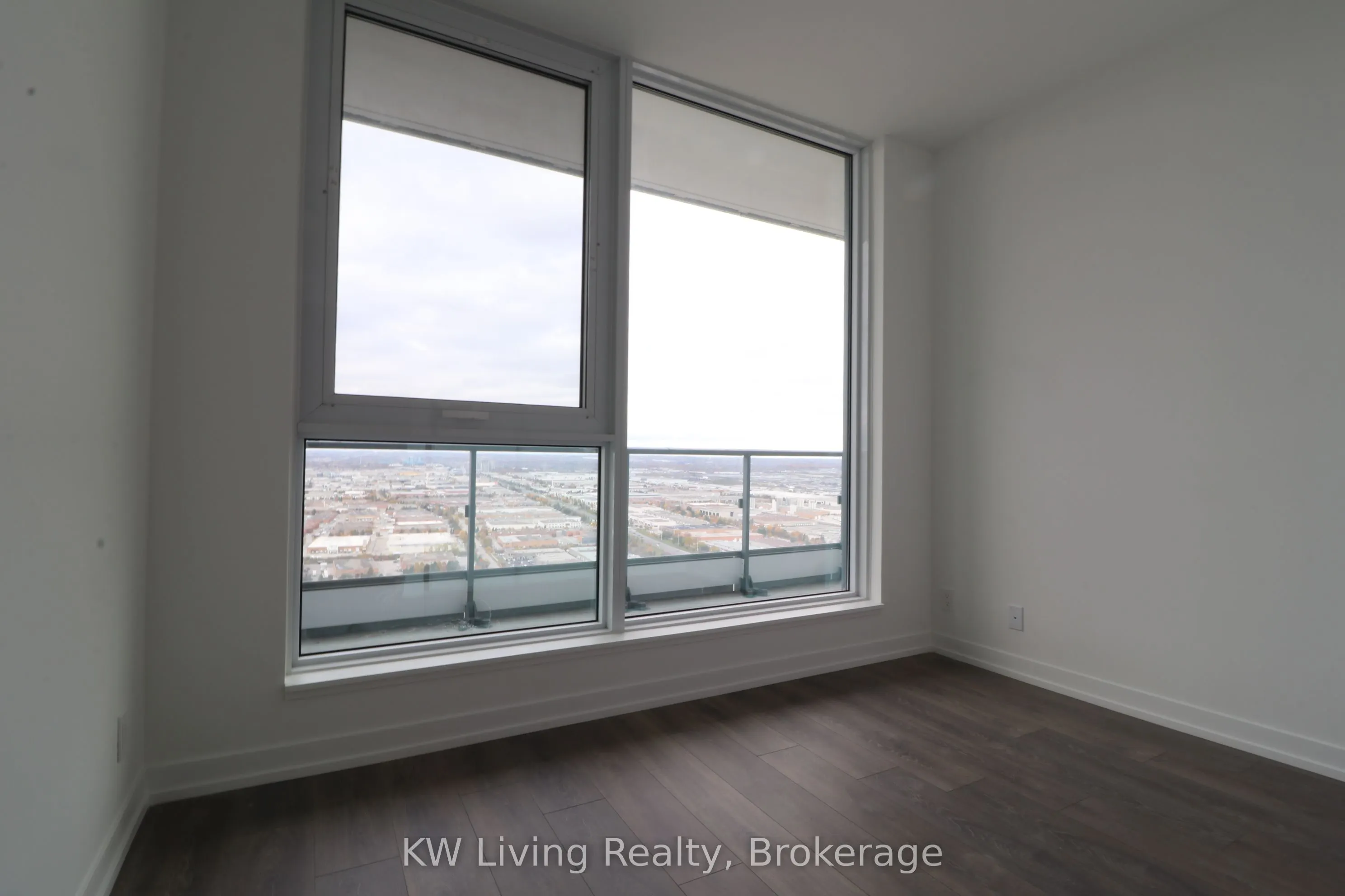 898 Portage Parkway, #4302