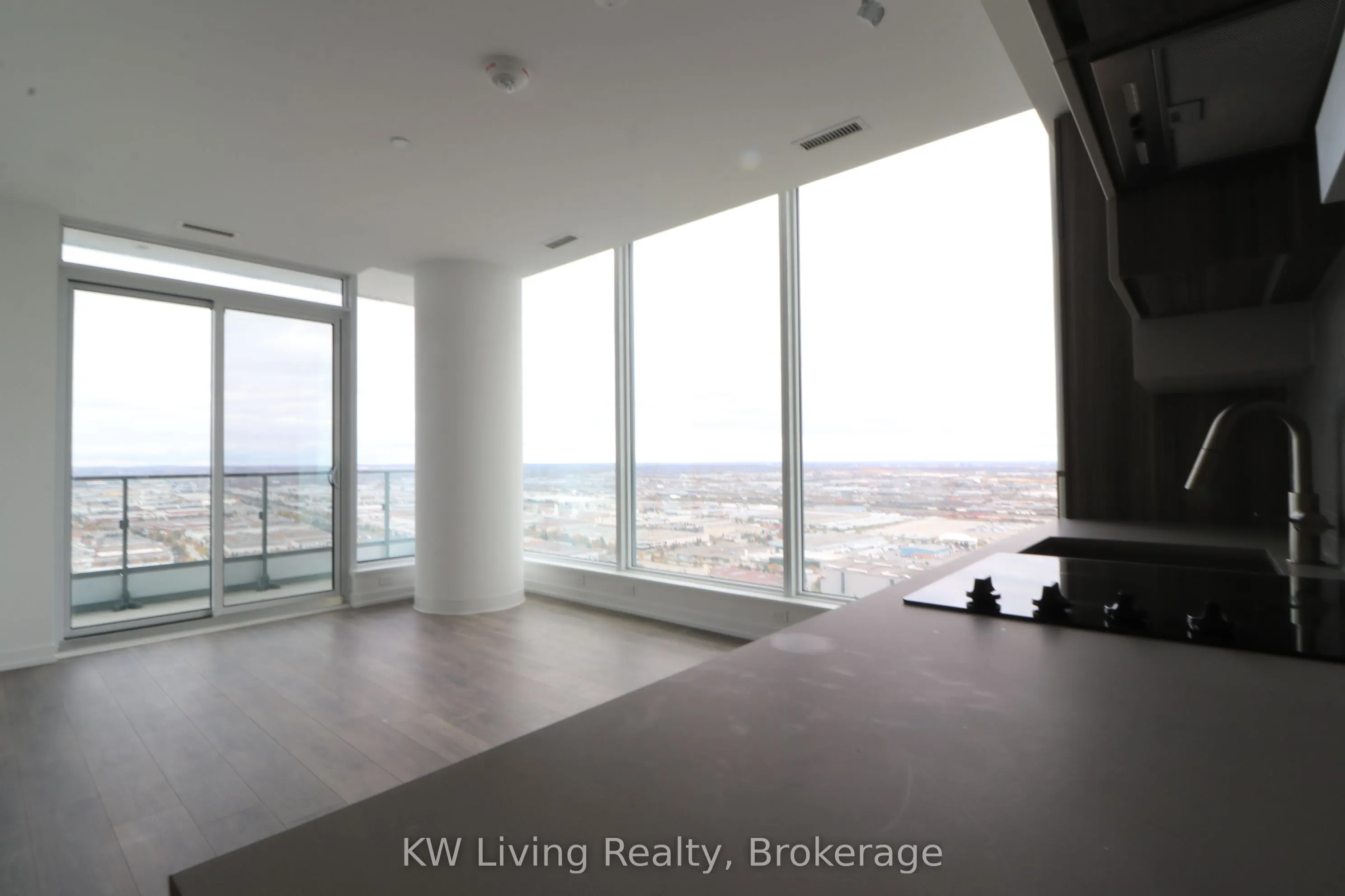 898 Portage Parkway, #4302