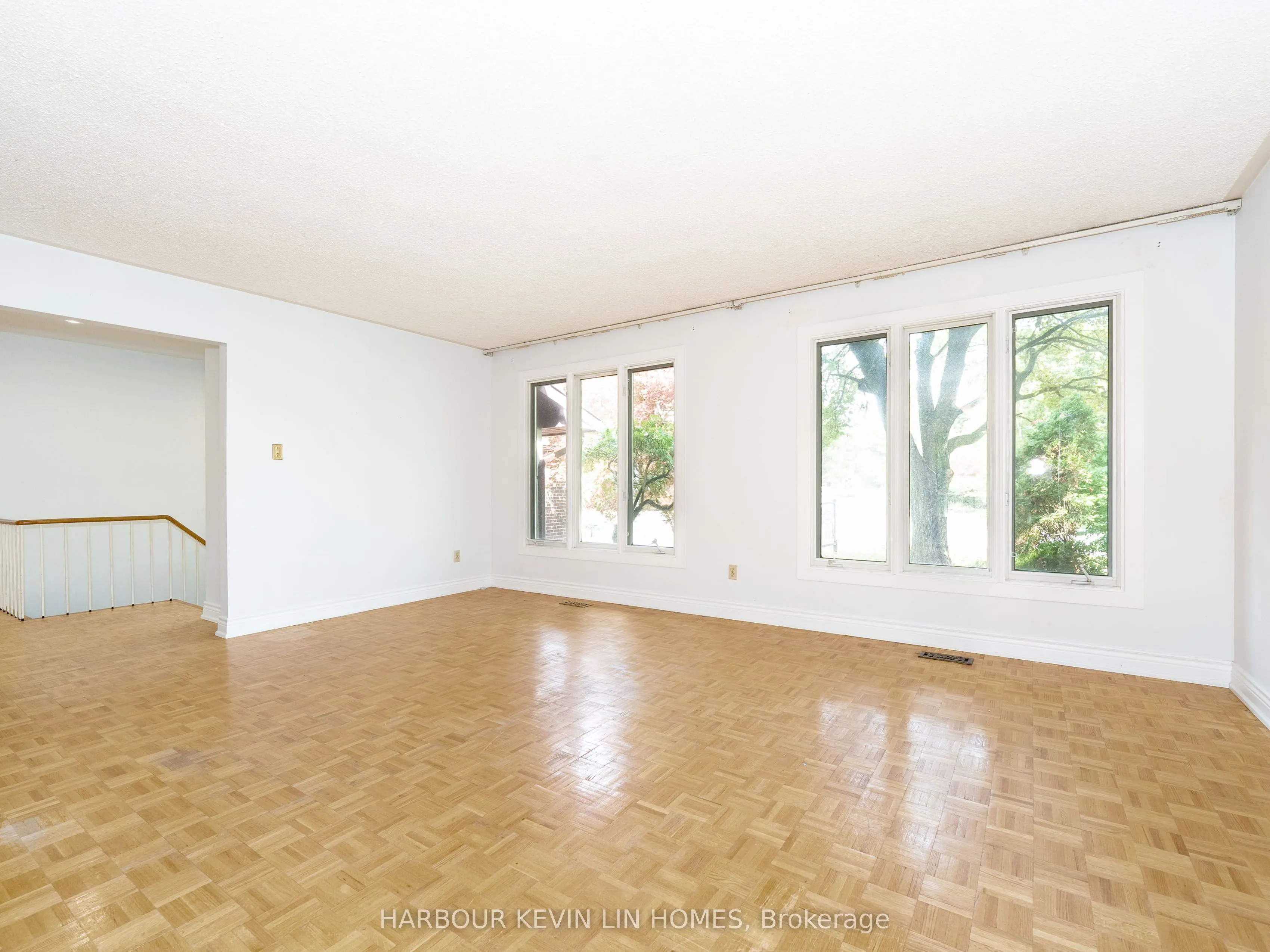 213 Murray Drive