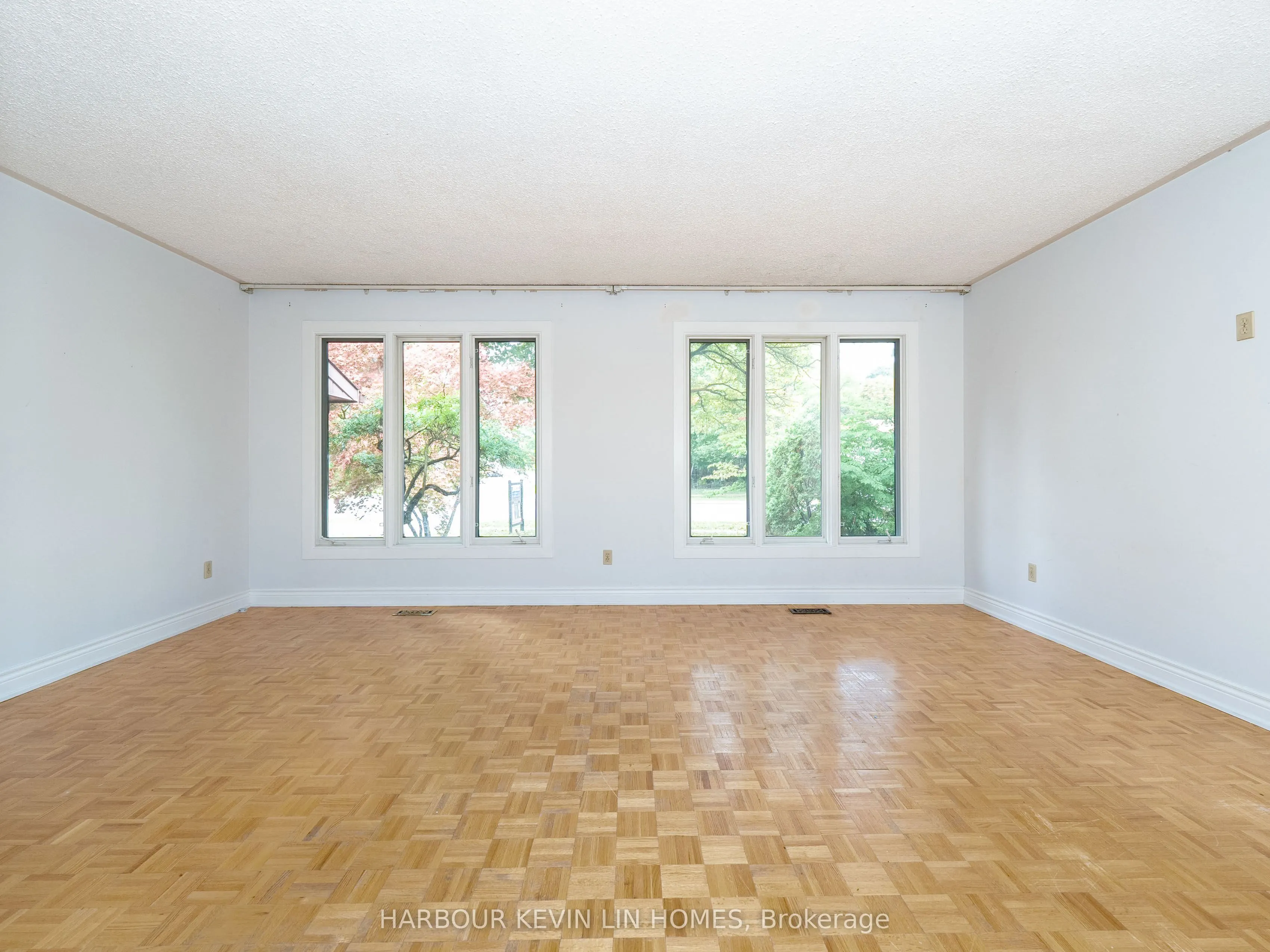 213 Murray Drive