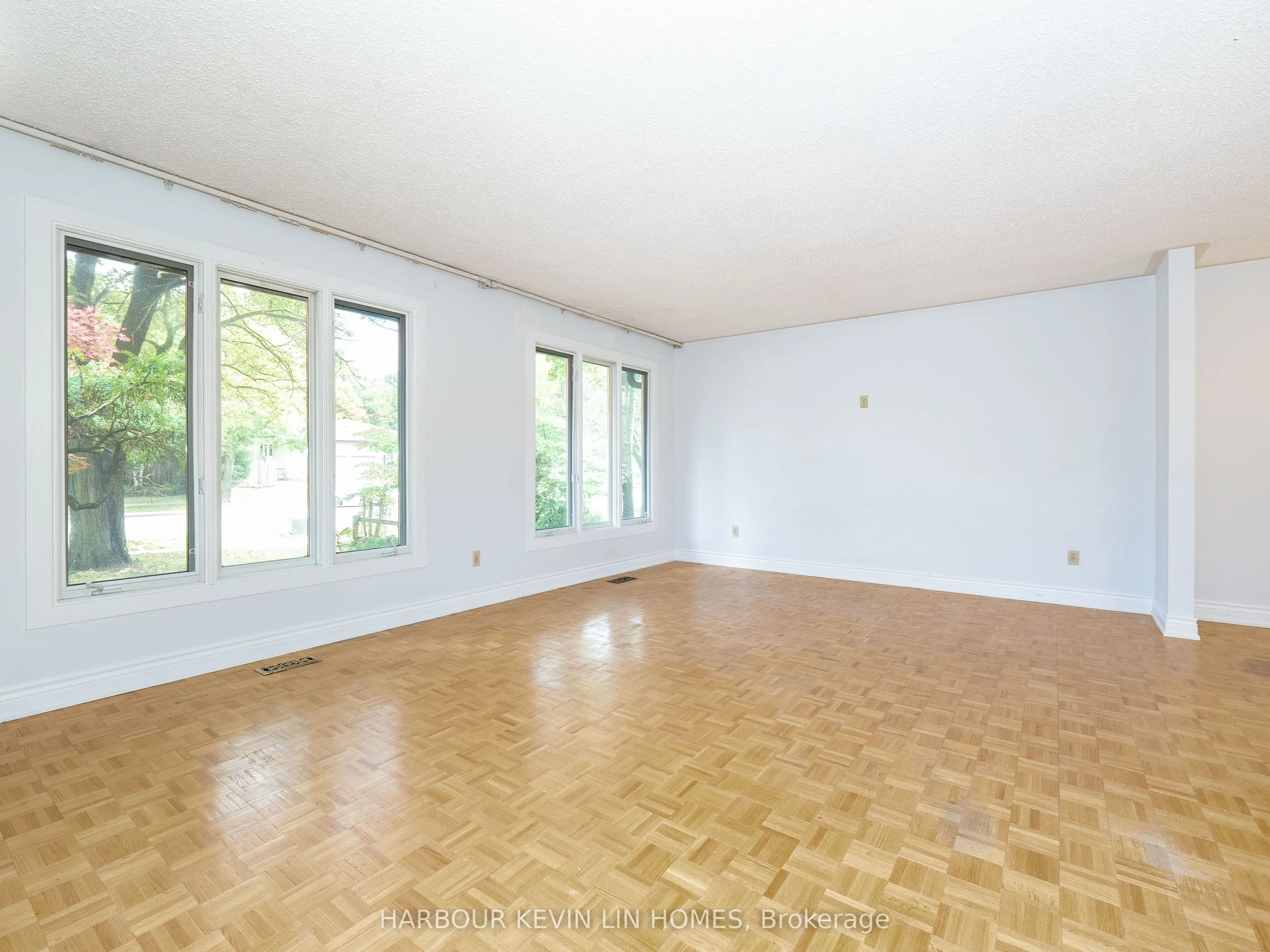 213 Murray Drive