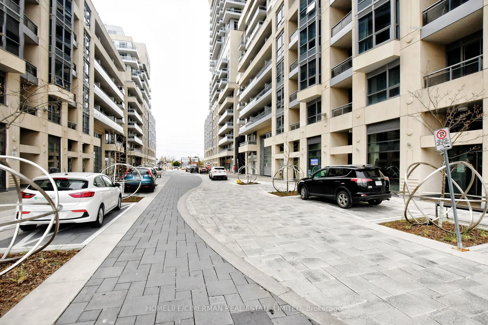 9191 Yonge Street, #810