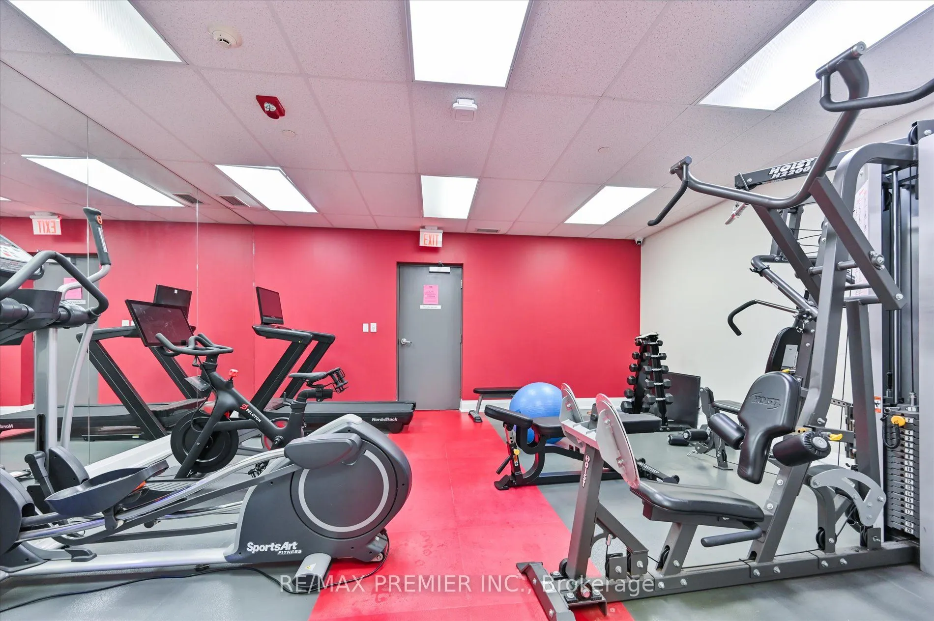 8302 Islington Avenue, #517