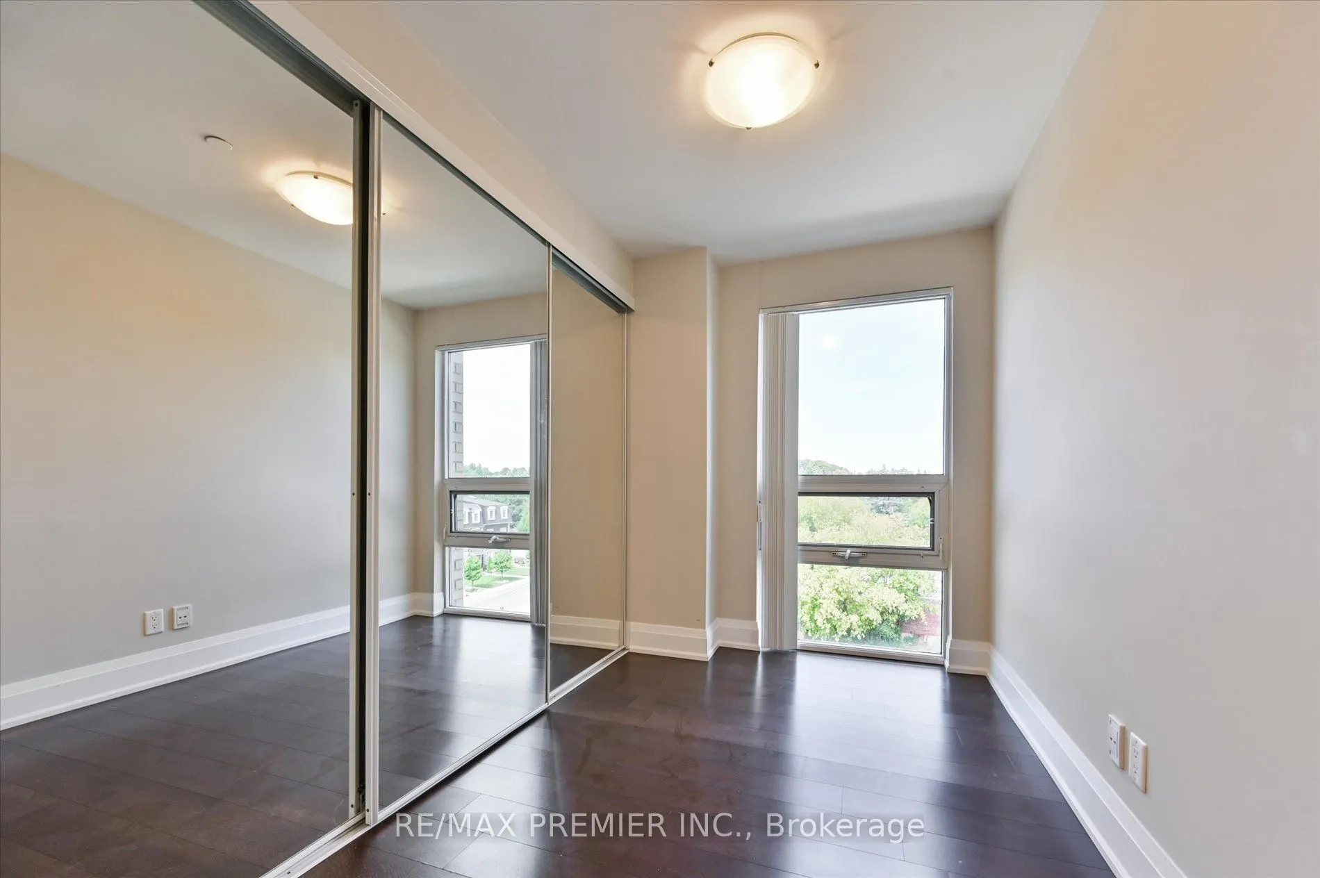 8302 Islington Avenue, #517