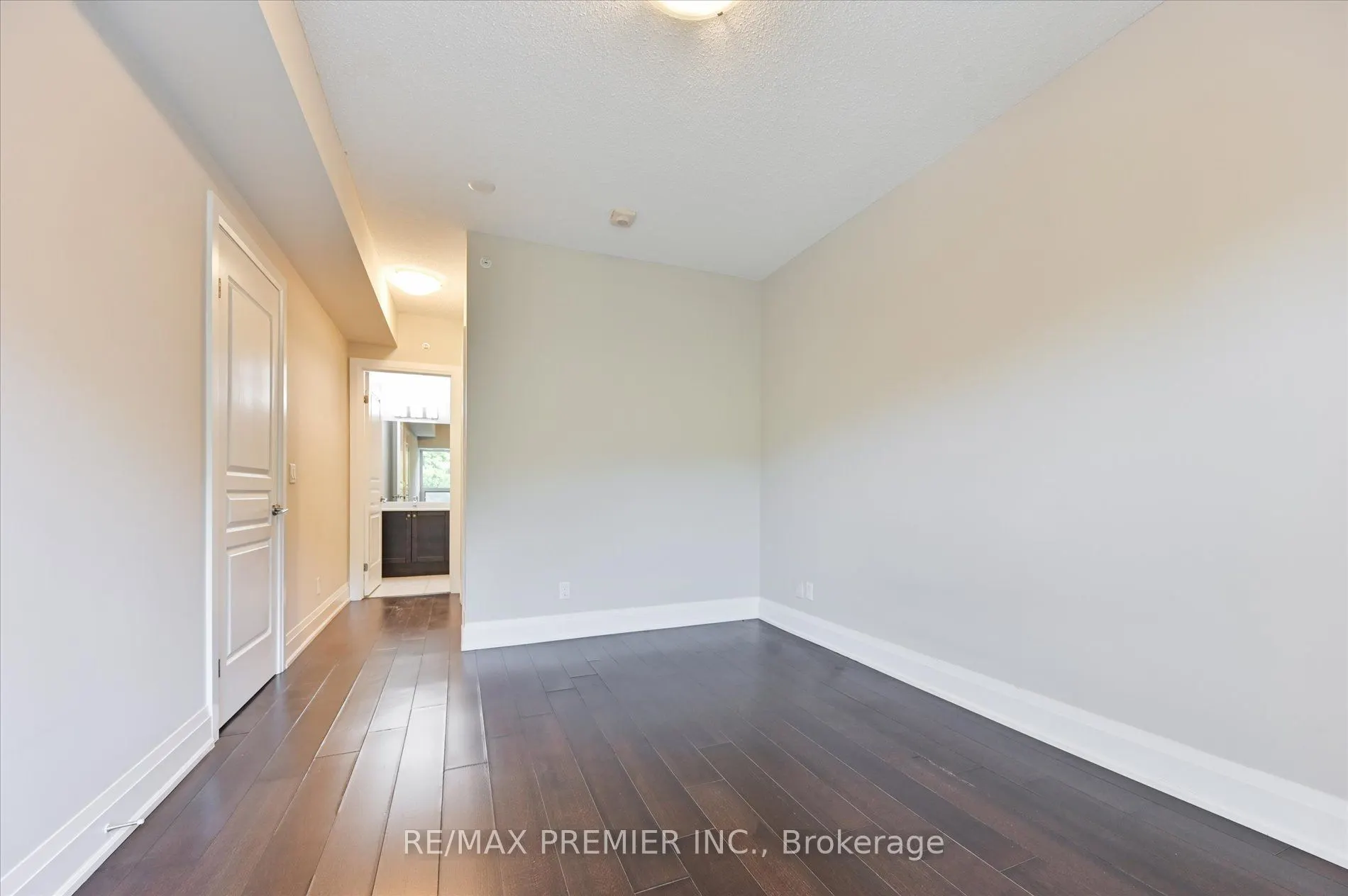 8302 Islington Avenue, #517
