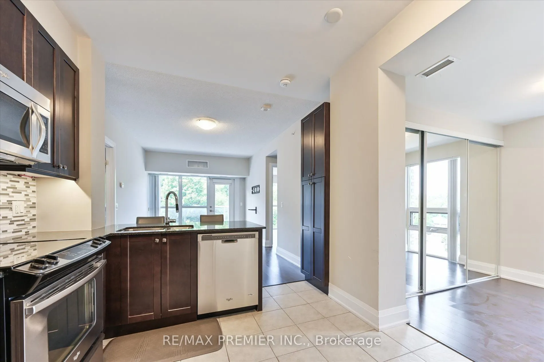 8302 Islington Avenue, #517