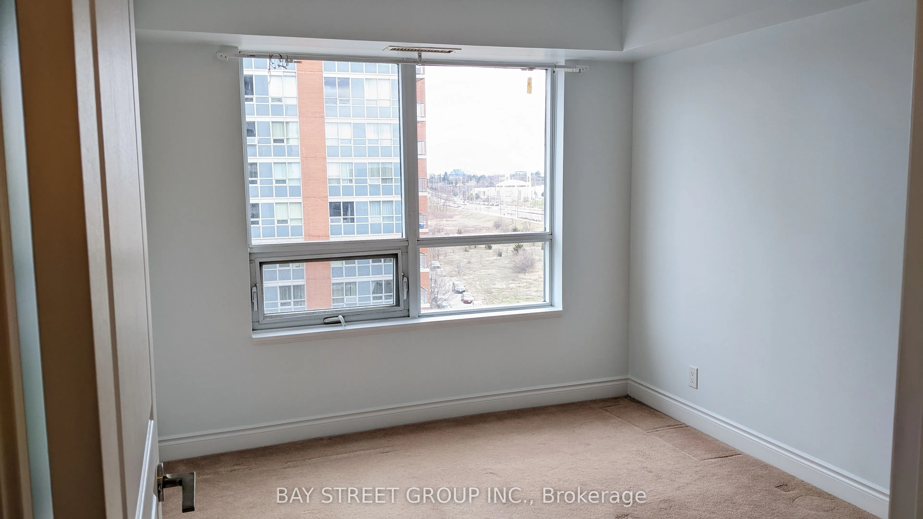 55 South Town Centre Boulevard, #910