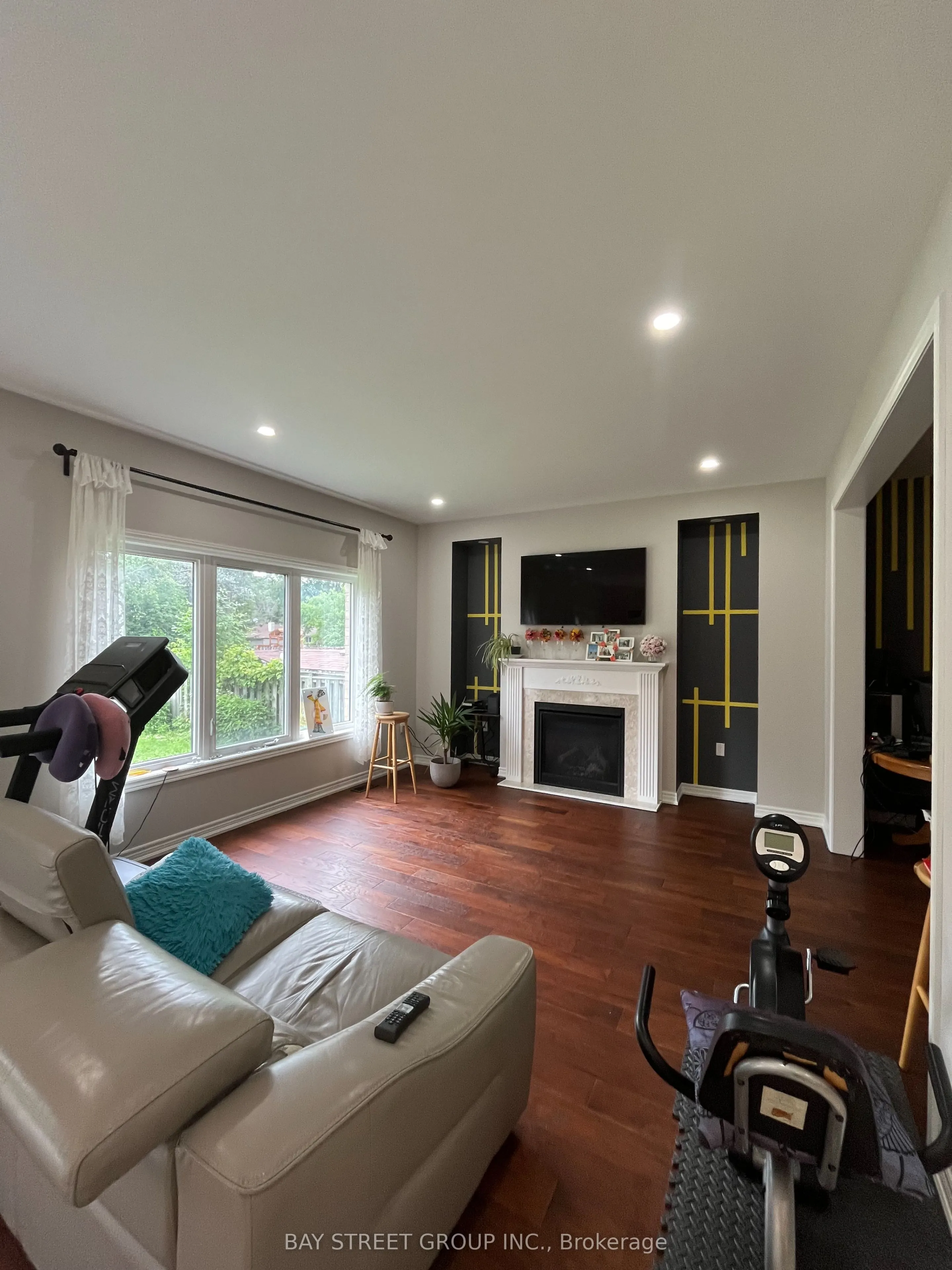 178 Bayview Avenue