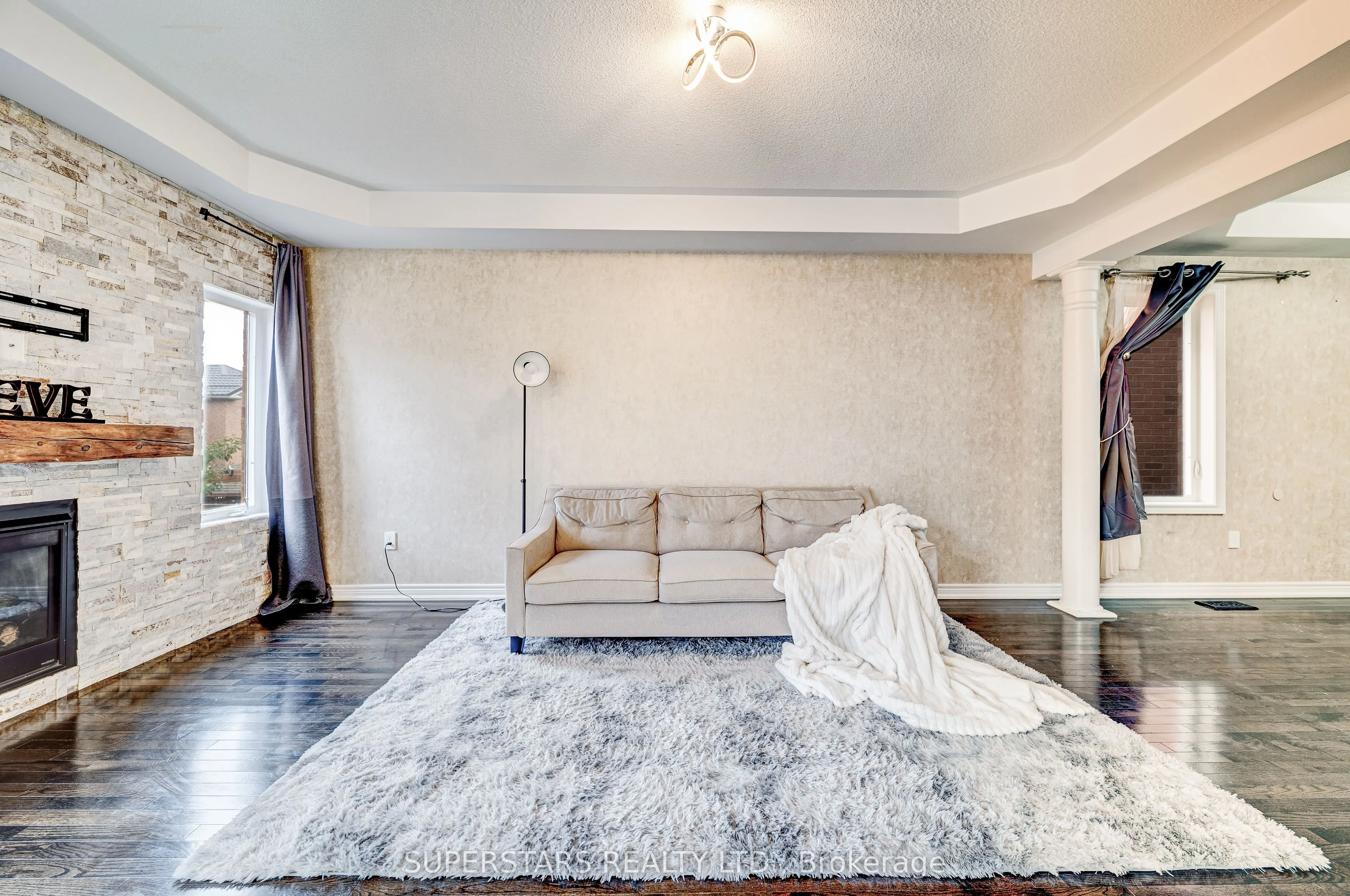 106 White Beach Crescent