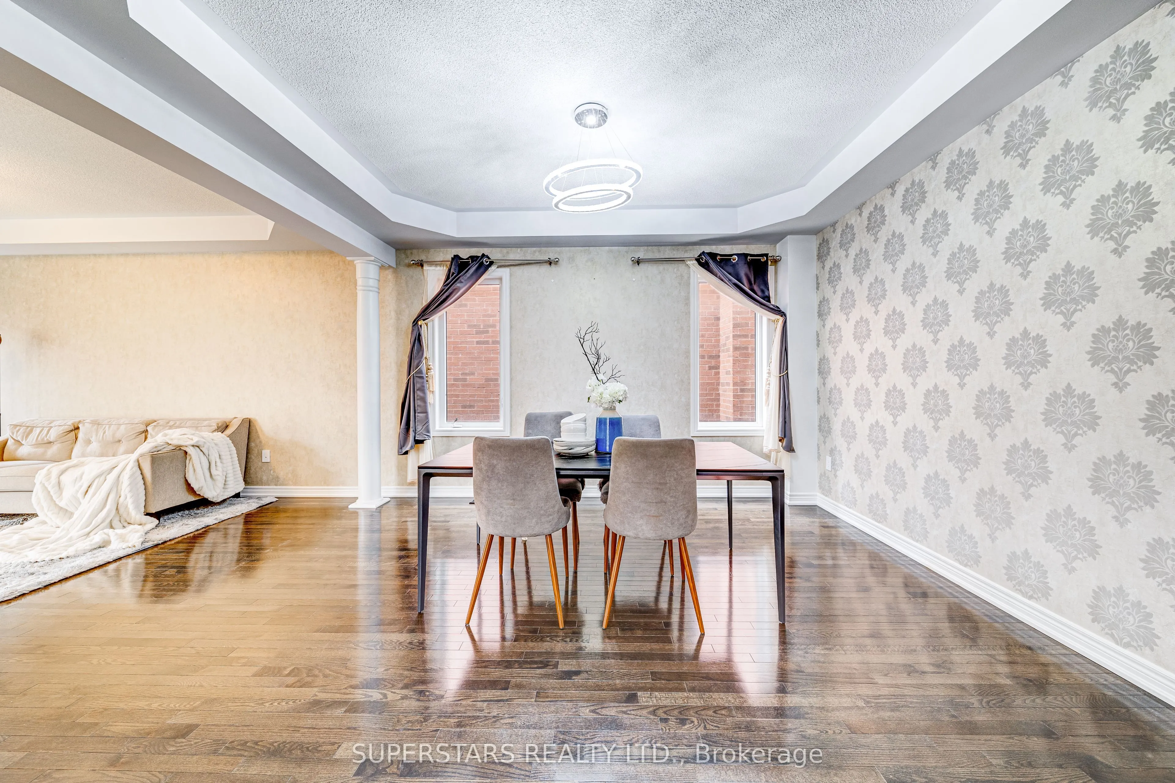 106 White Beach Crescent
