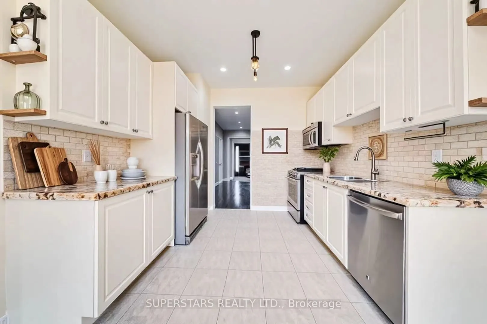 106 White Beach Crescent