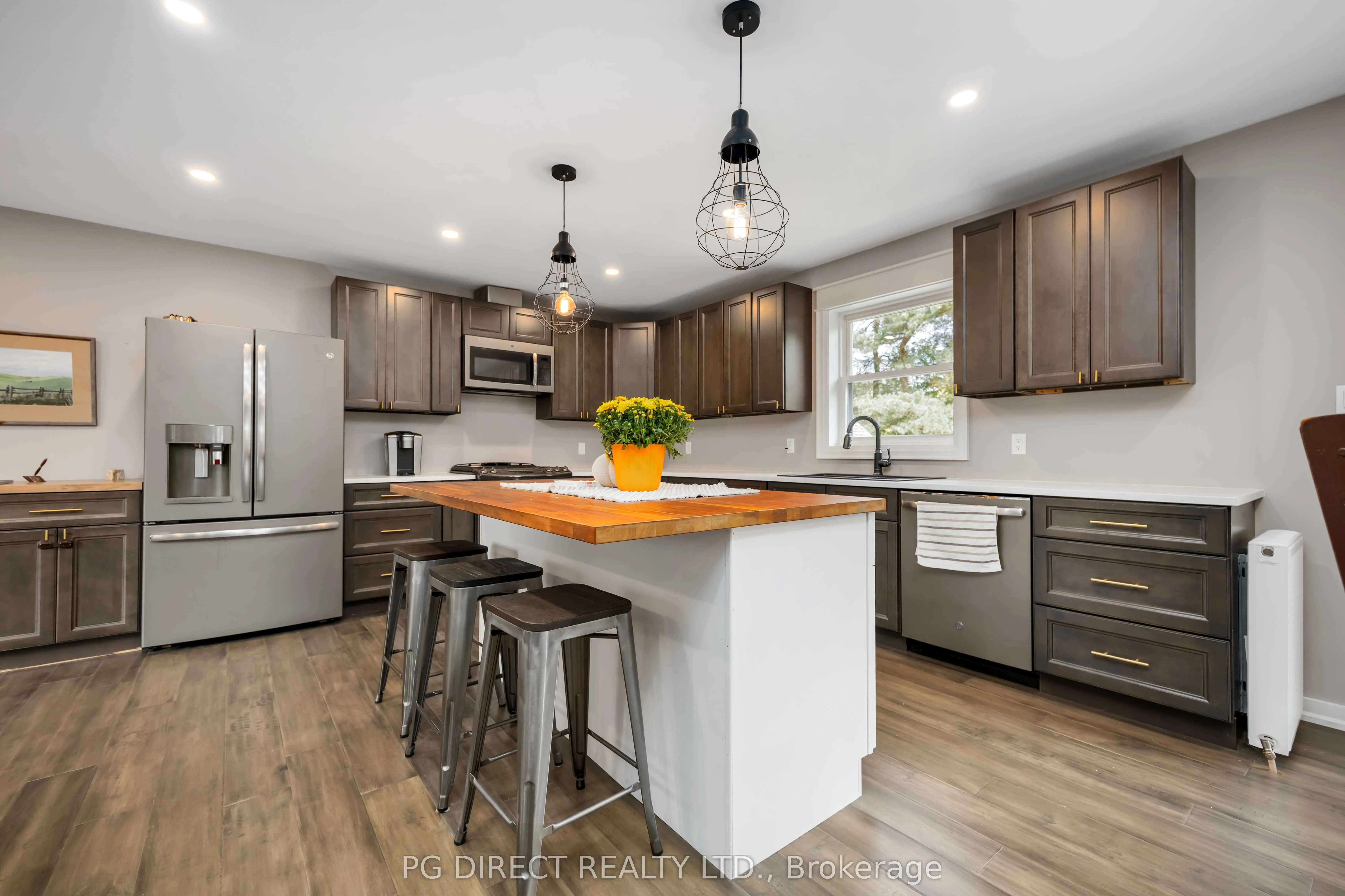 4143 Vivian Road