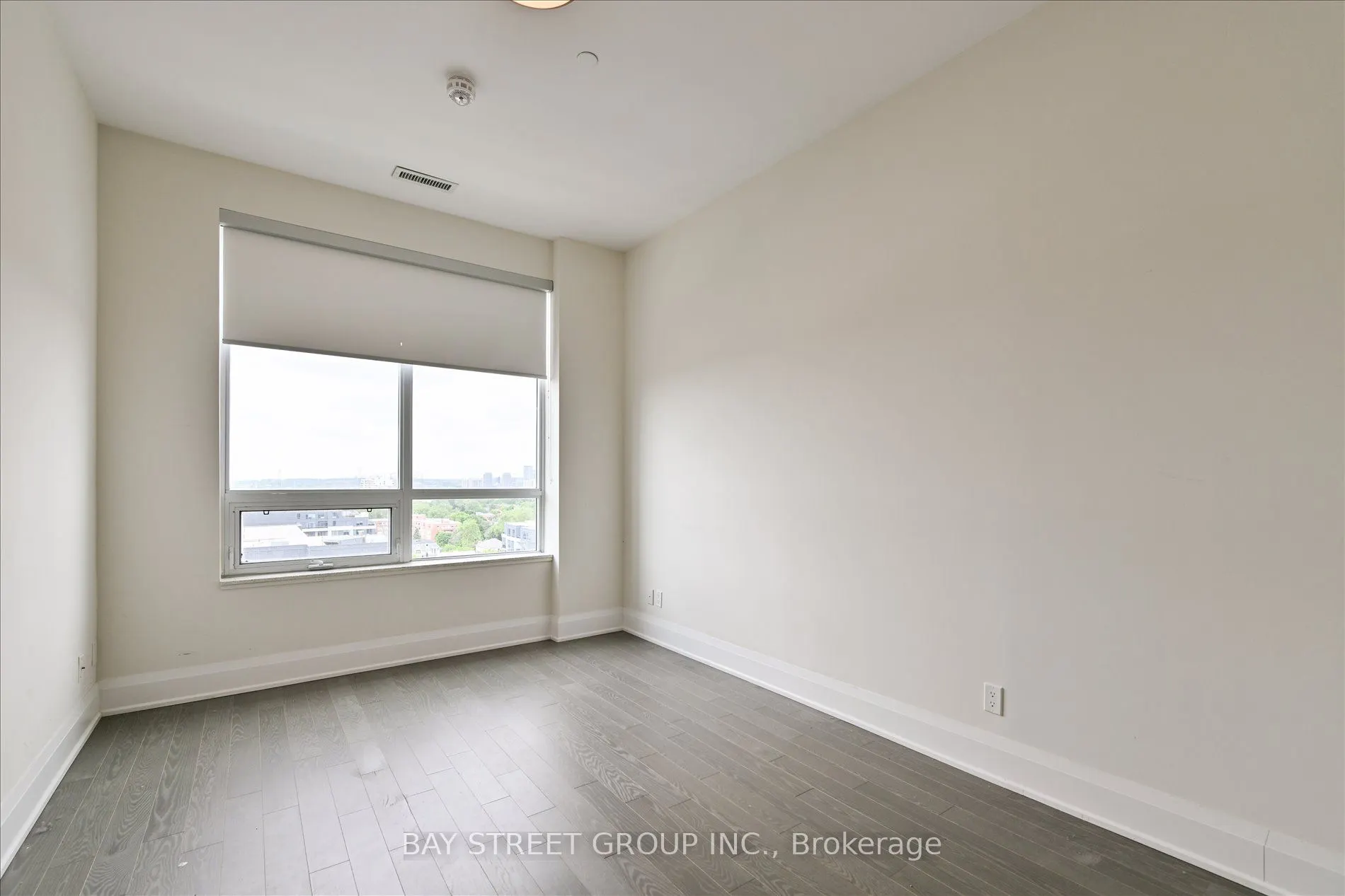 398 Highway 7 Road E, #Ph06