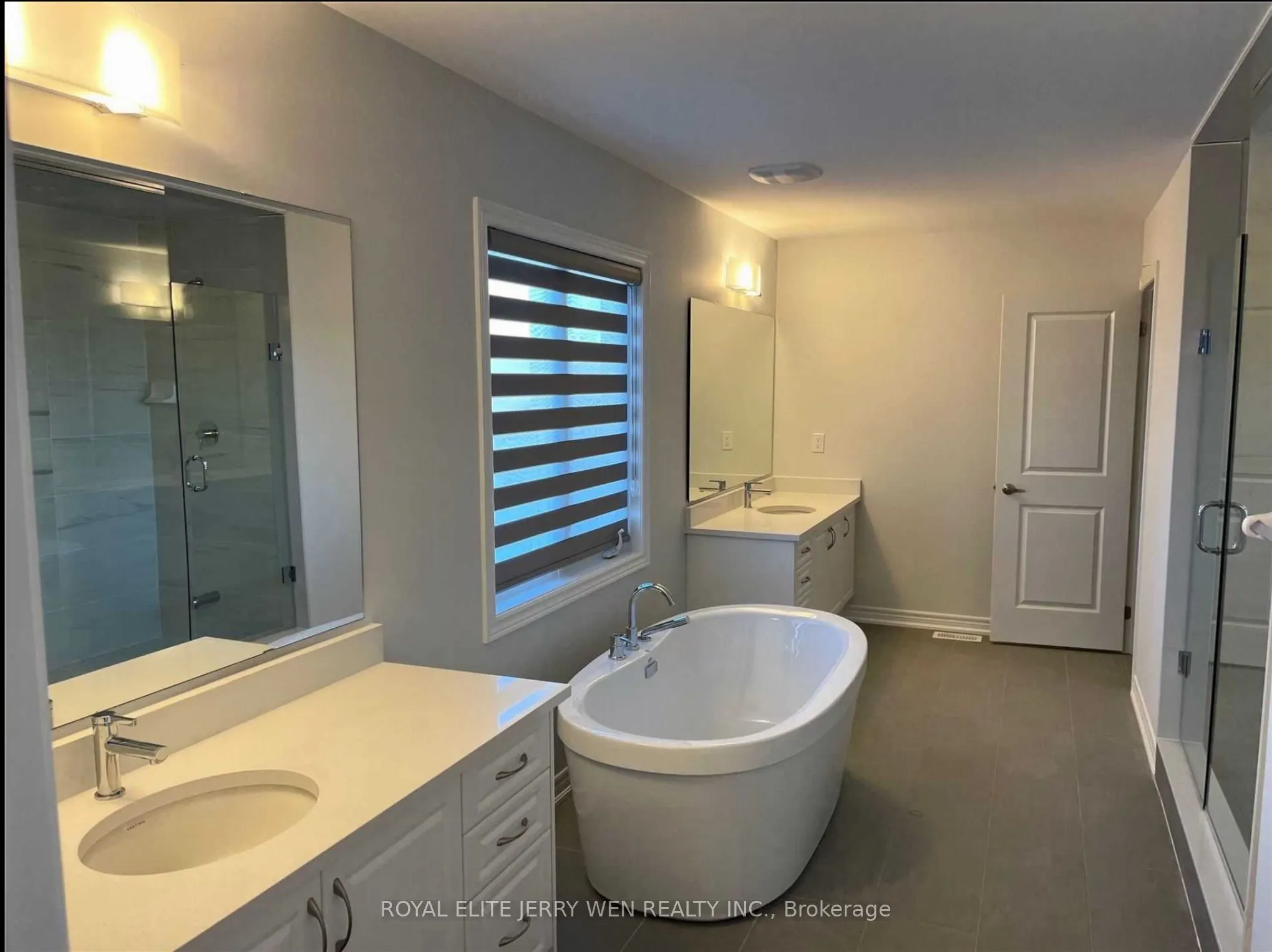 12 Faimira Avenue N