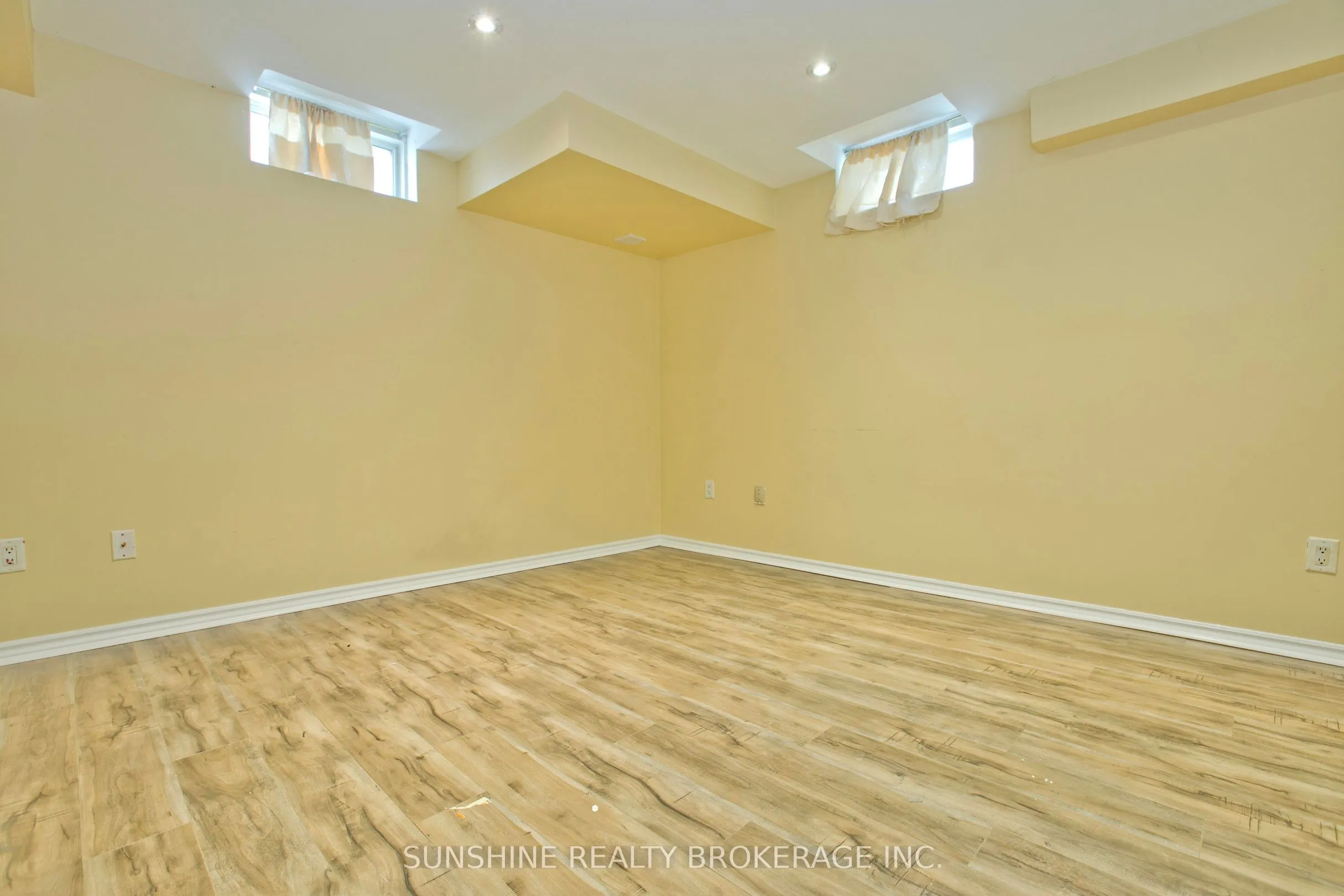 3 Camino Drive