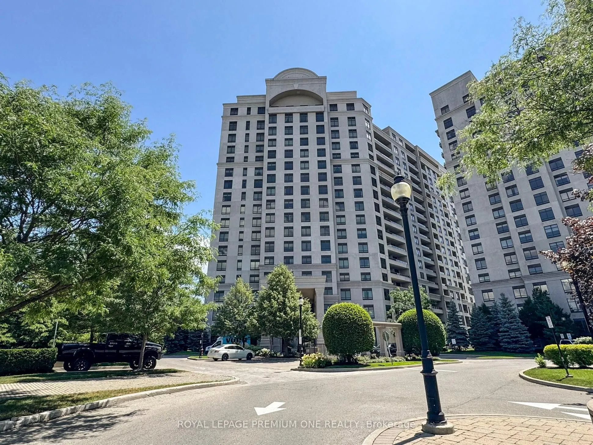 9255 Jane Street, #1202