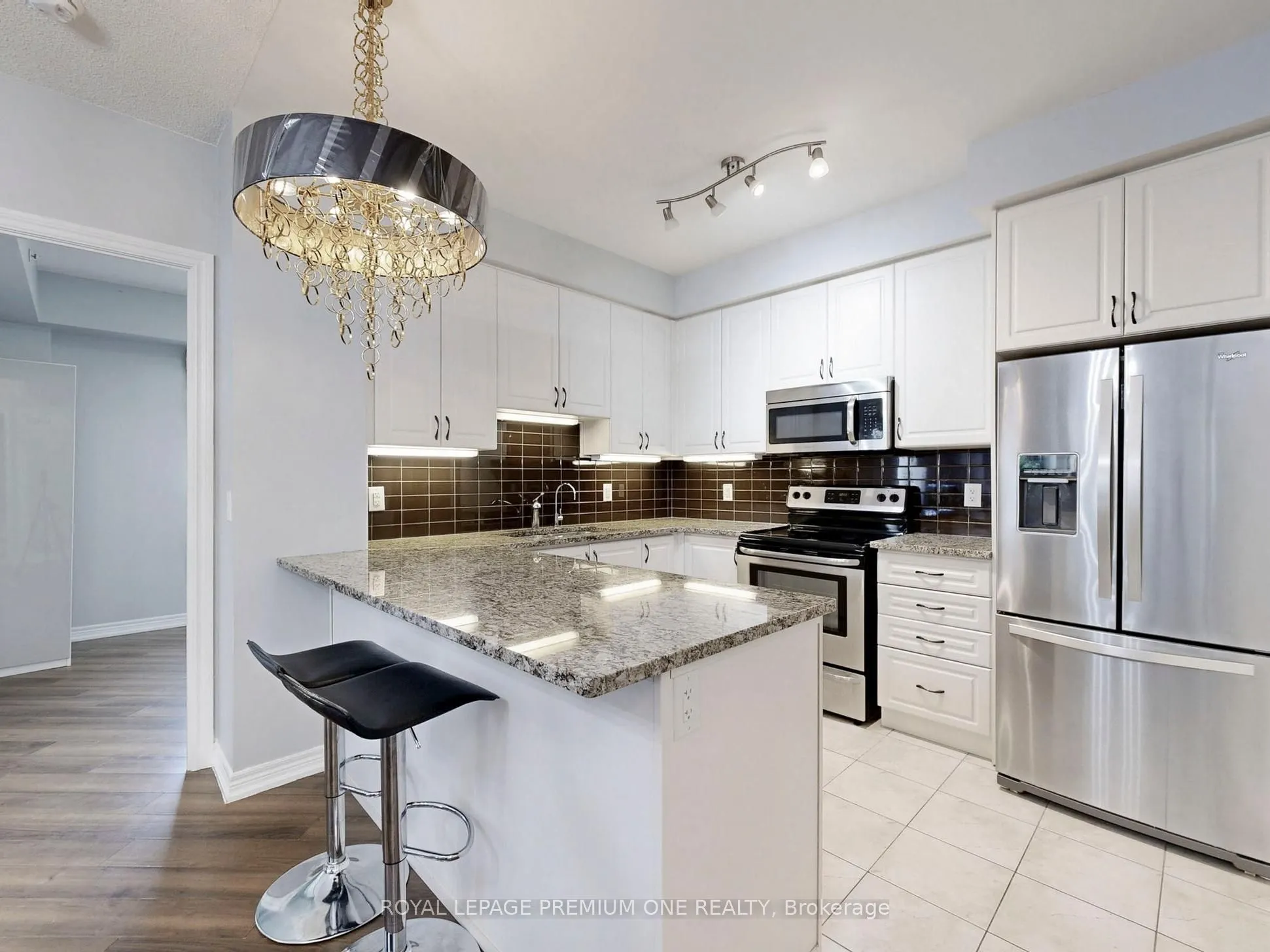 9255 Jane Street, #1202