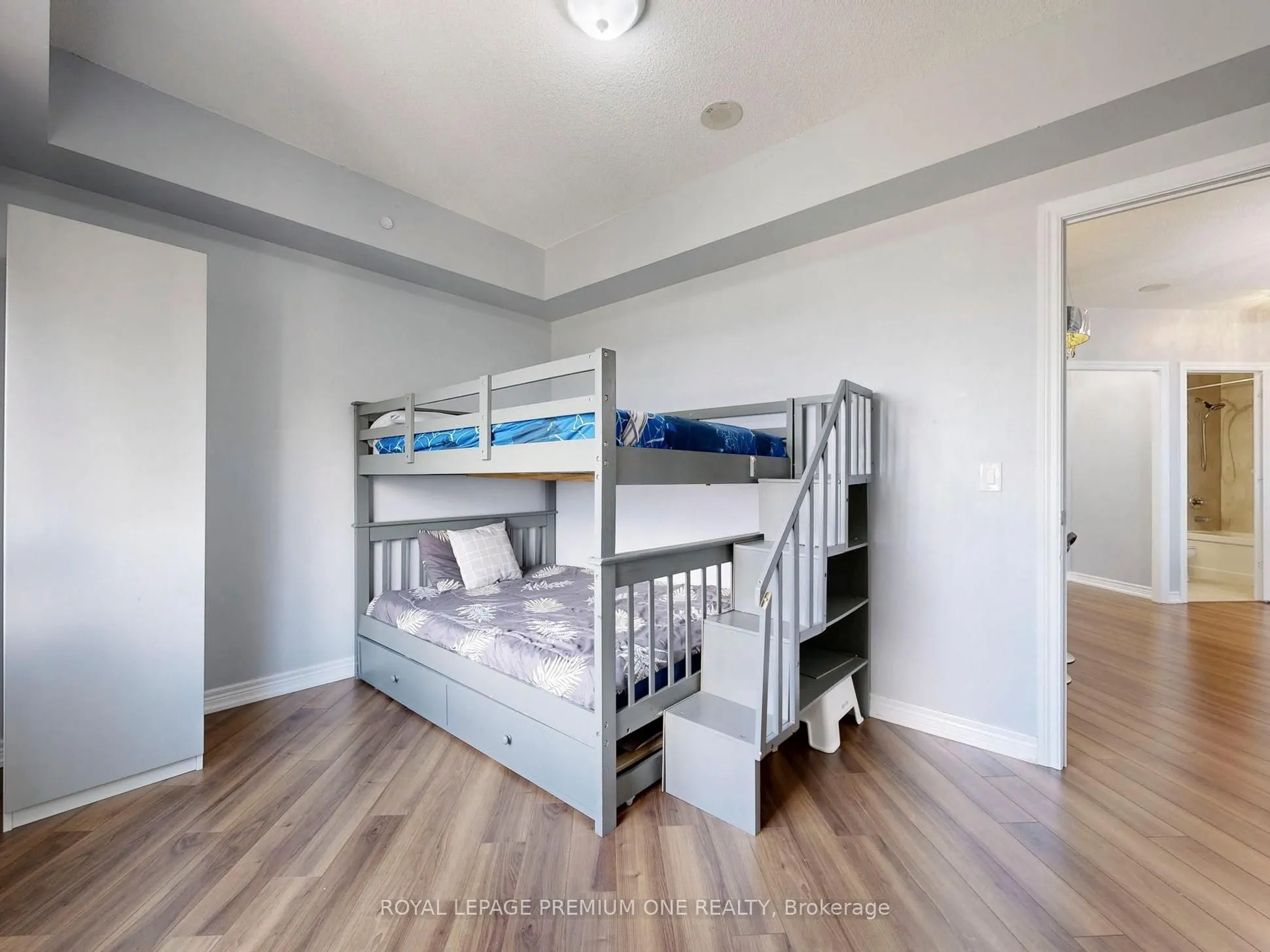 9255 Jane Street, #1202