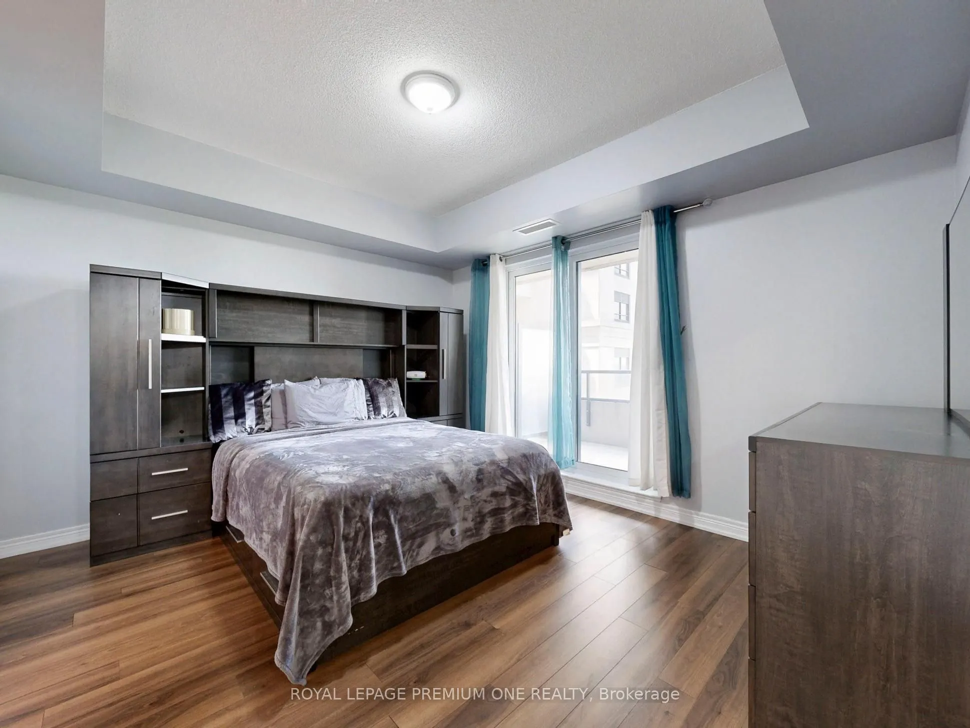 9255 Jane Street, #1202