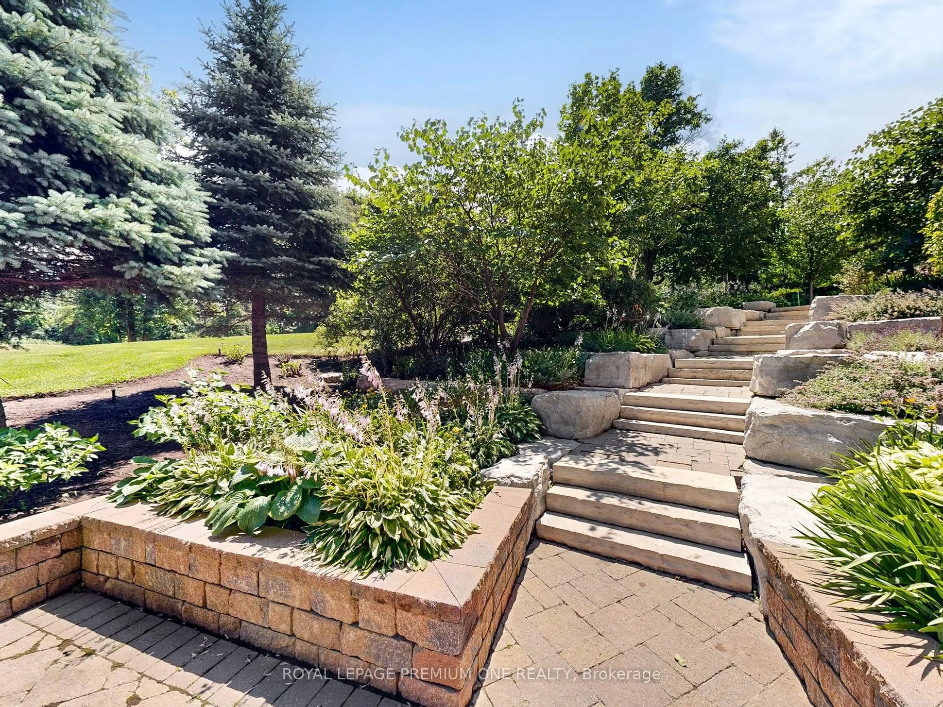 9255 Jane Street, #1202