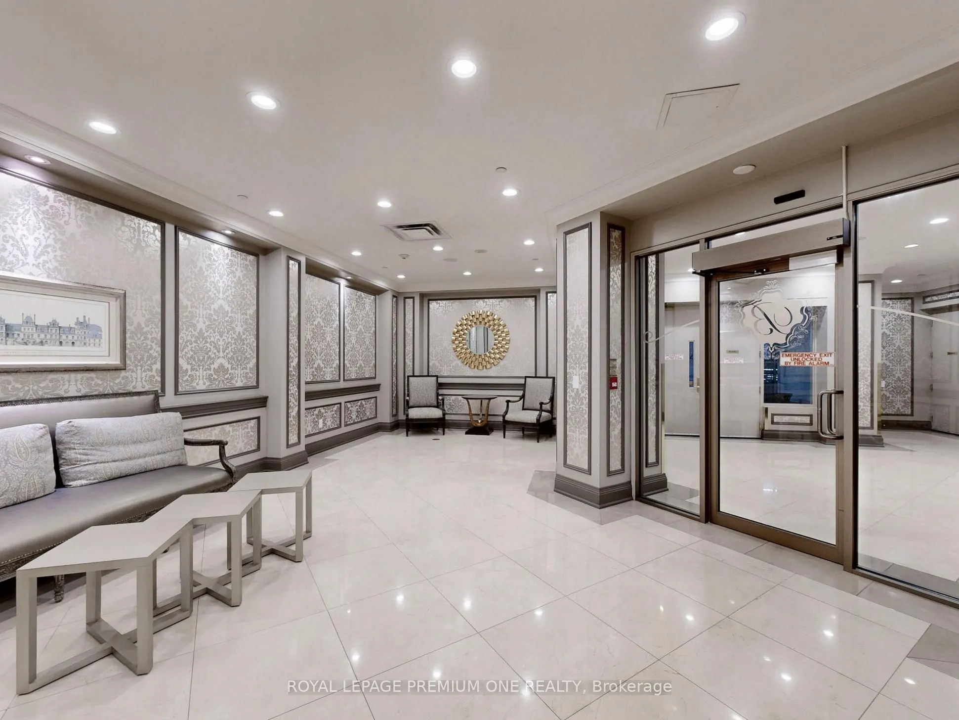 9255 Jane Street, #1202