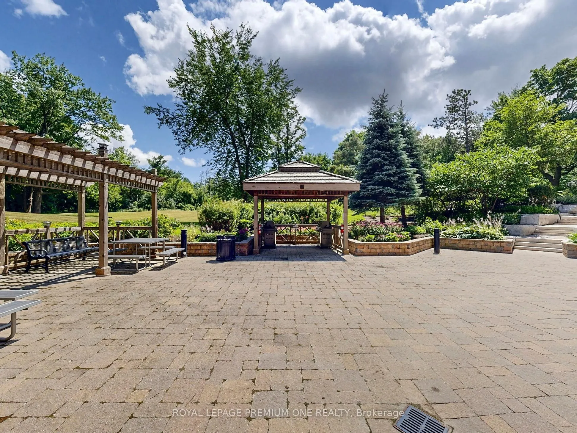 9255 Jane Street, #1202