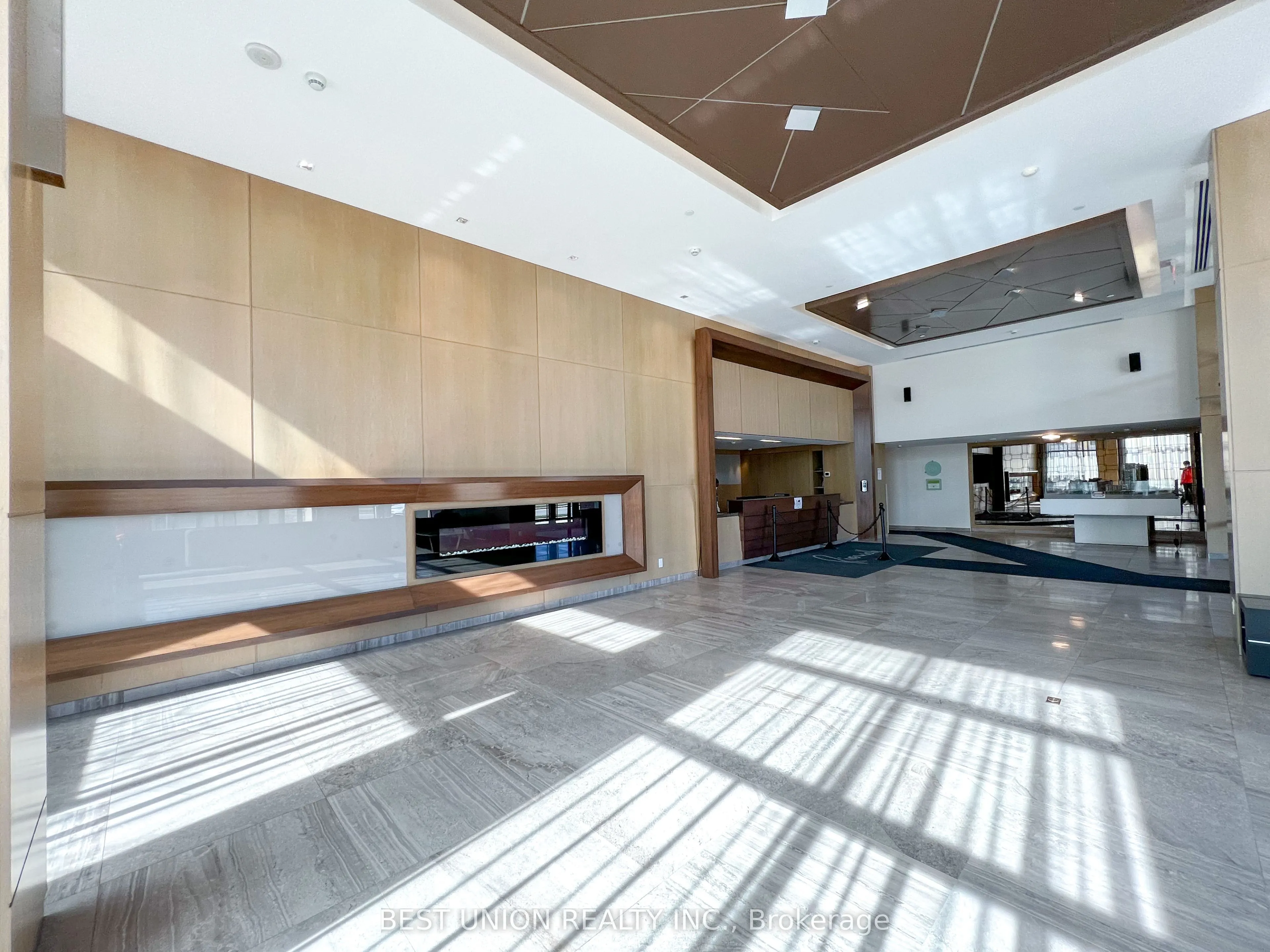 18 Uptown Drive, #RG08