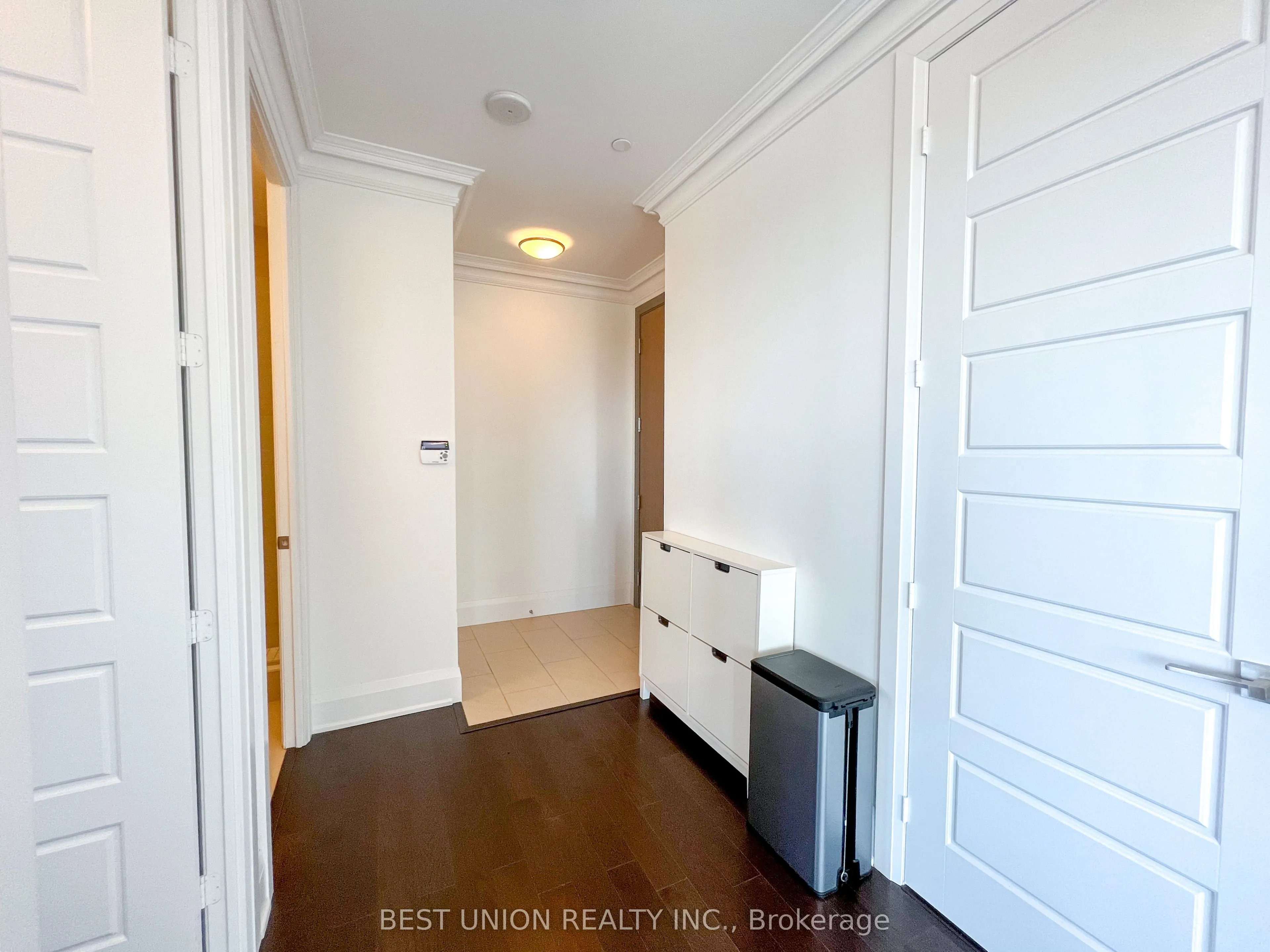 18 Uptown Drive, #RG08