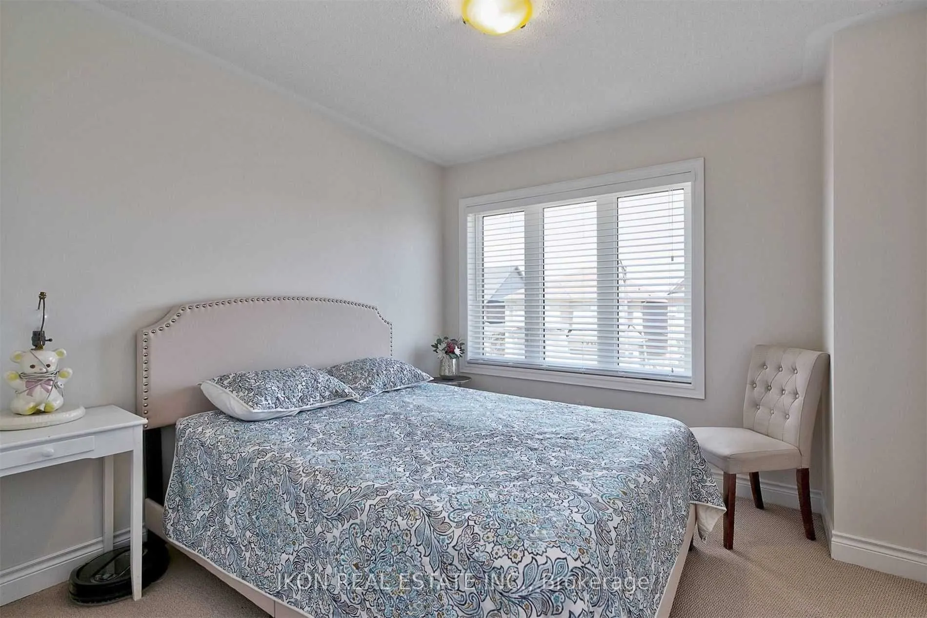 49 Walter English Drive