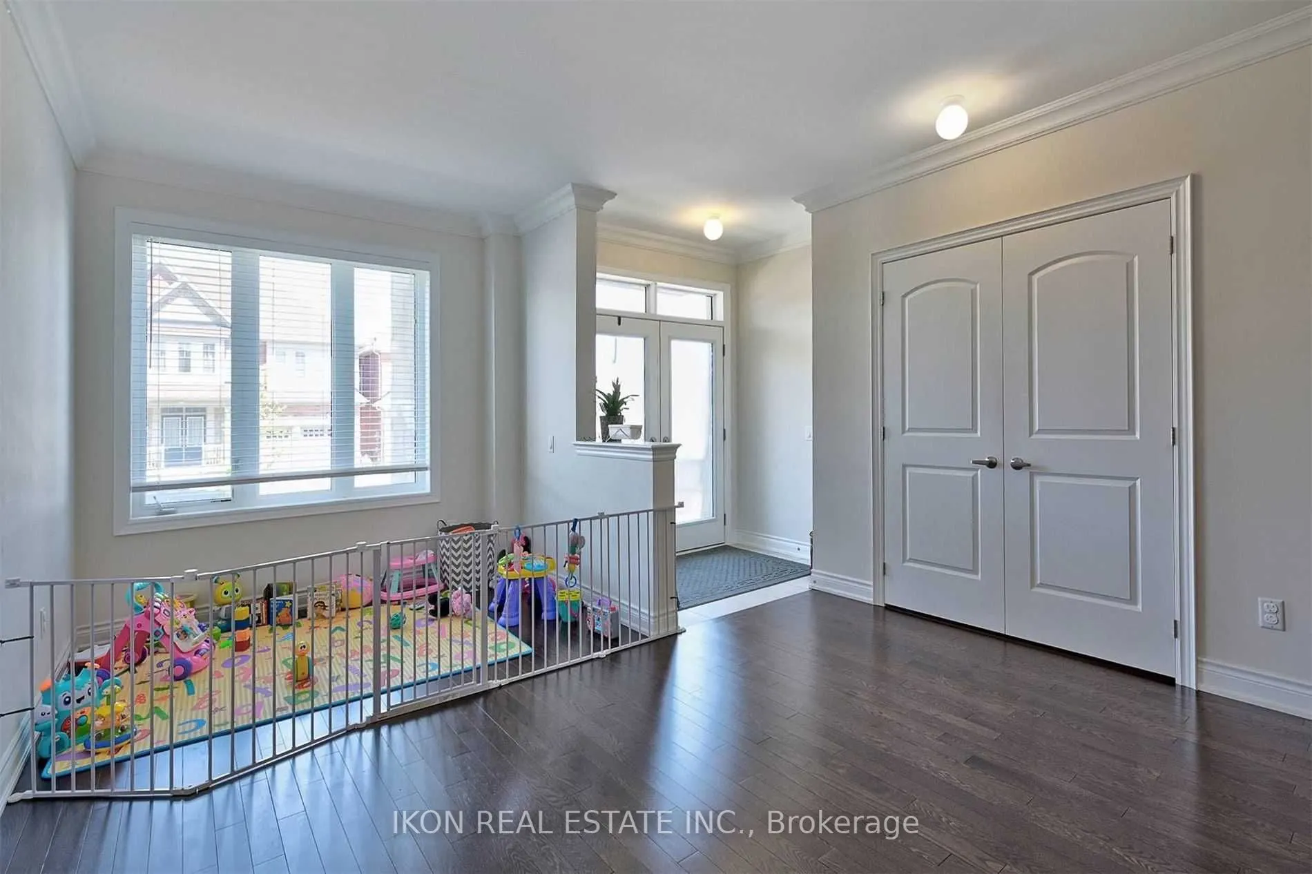 49 Walter English Drive