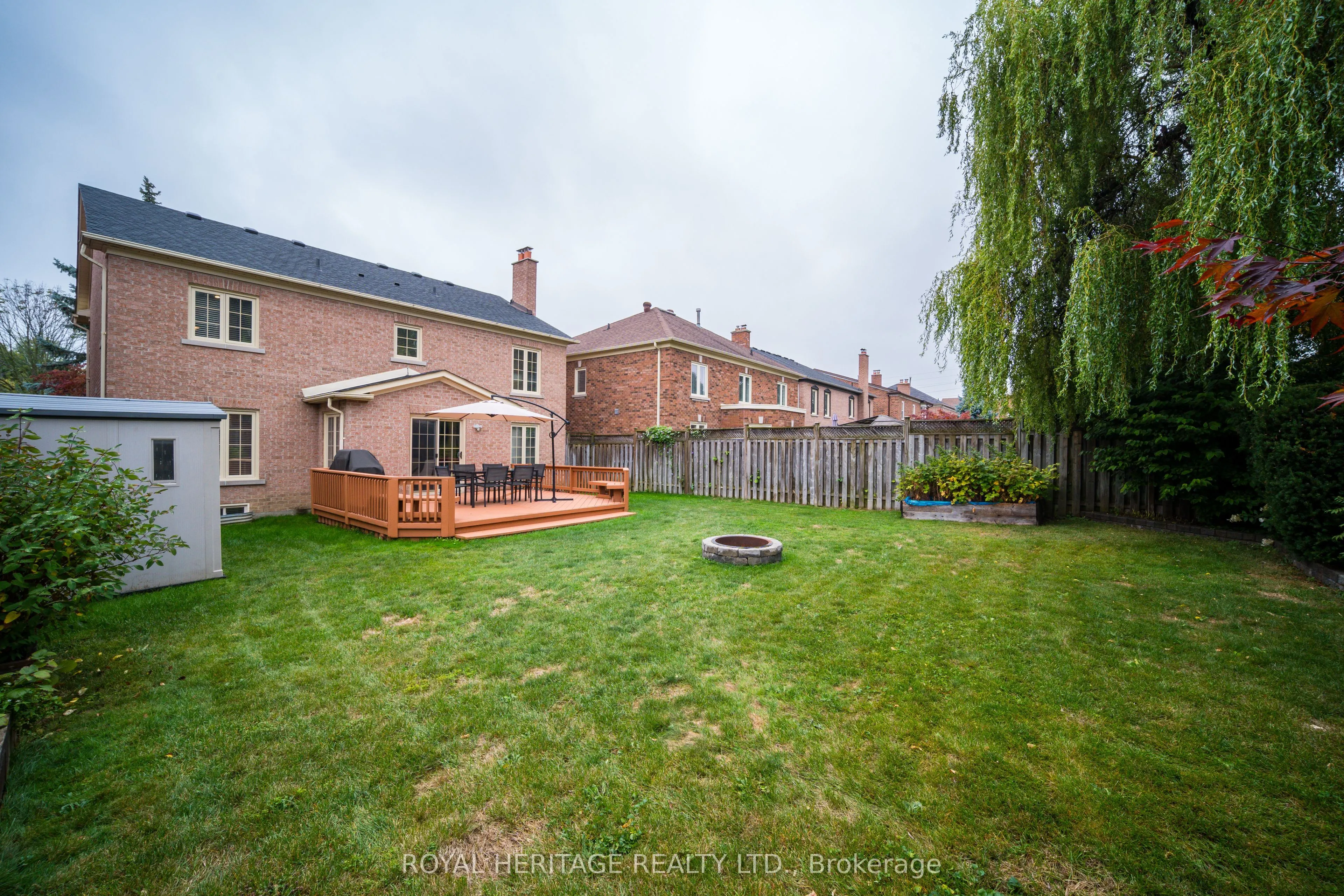 16 Cowles Court