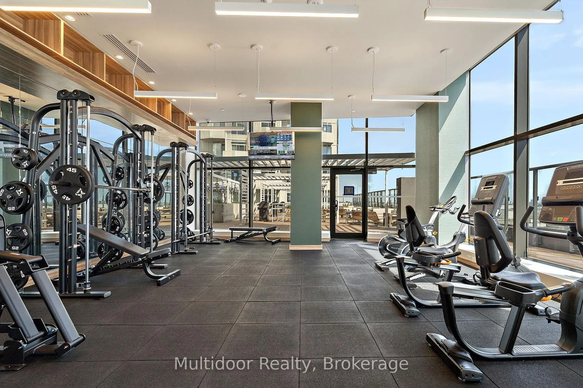 10 Abeja Street, #2417