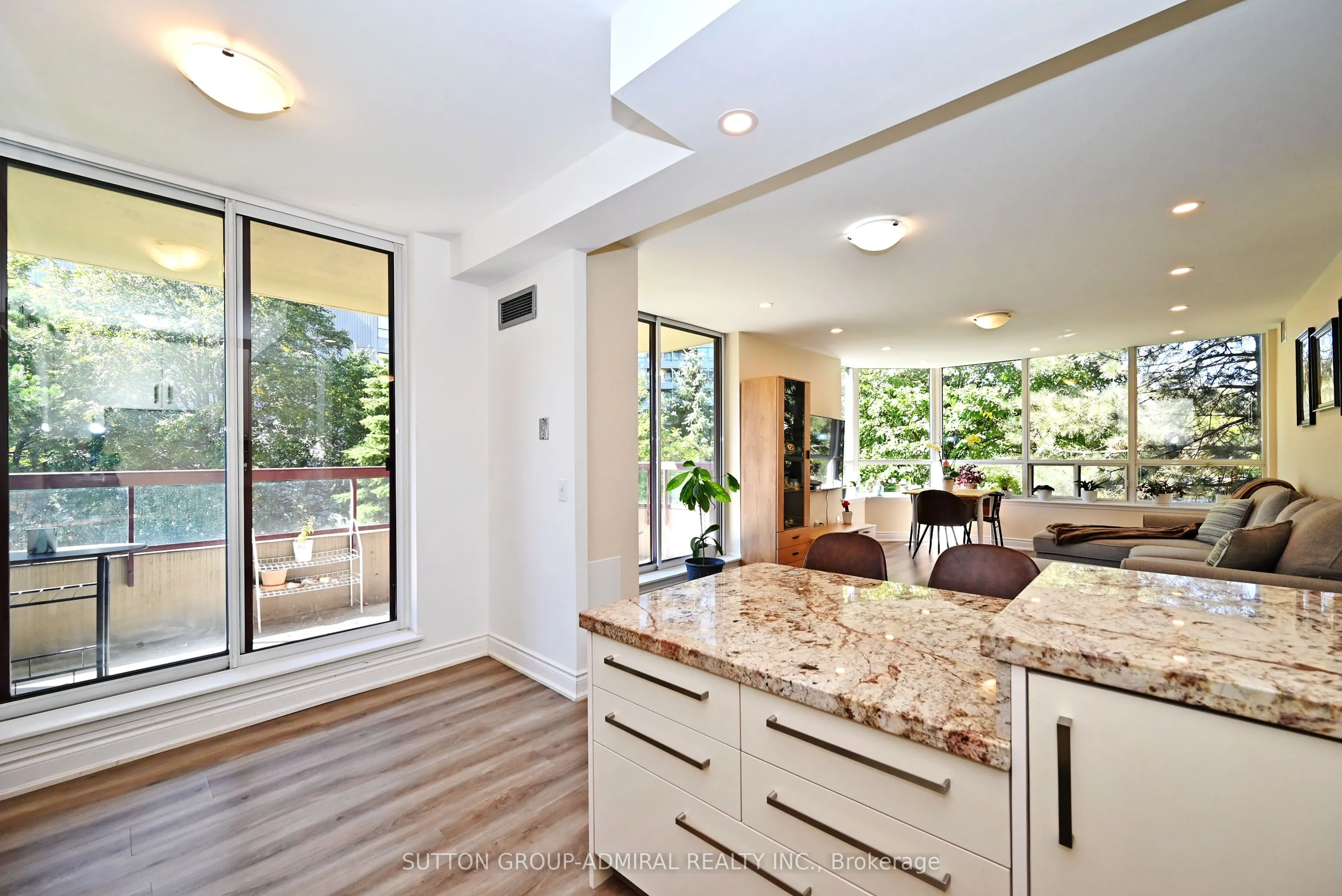 91 Townsgate Drive, #203