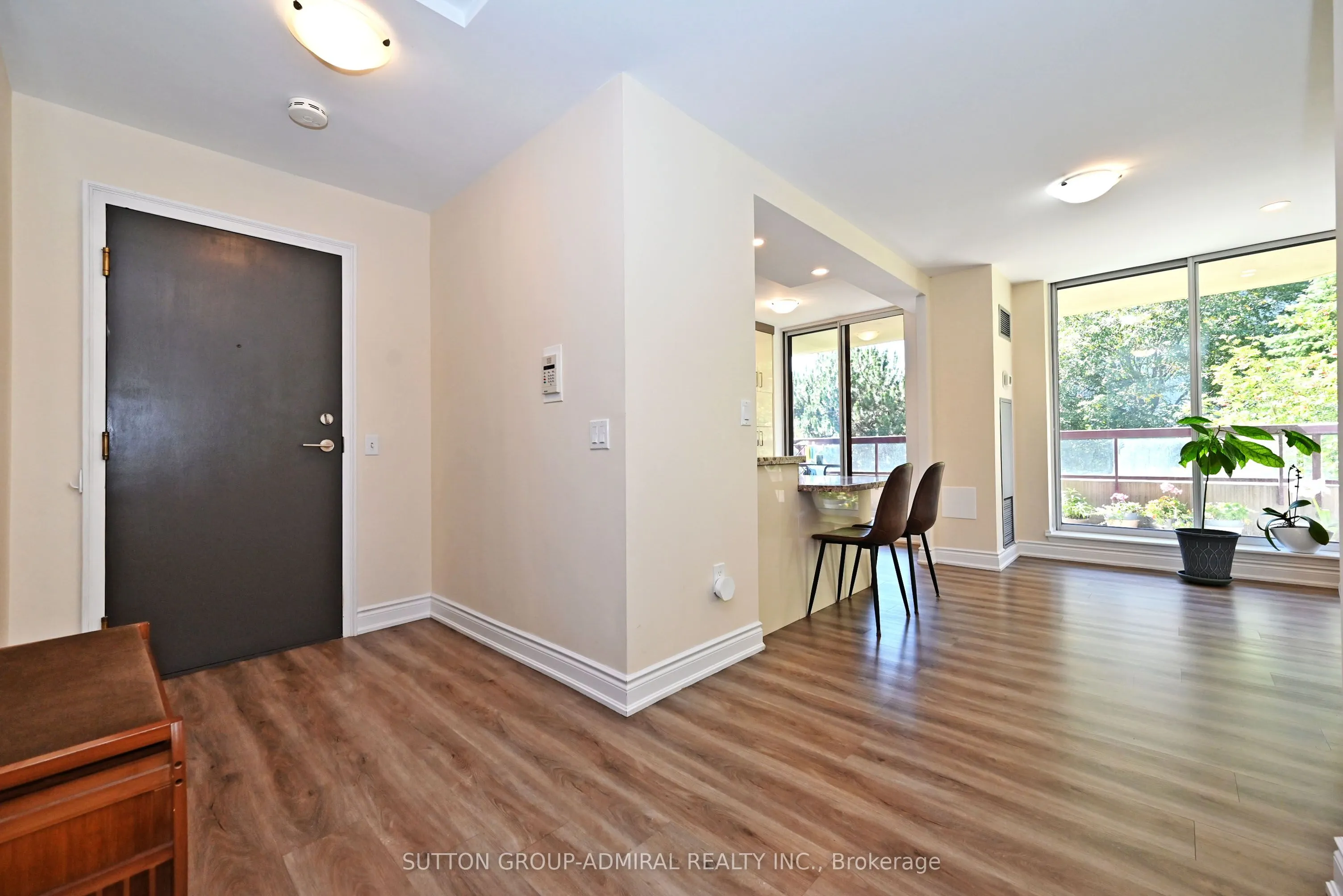 91 Townsgate Drive, #203