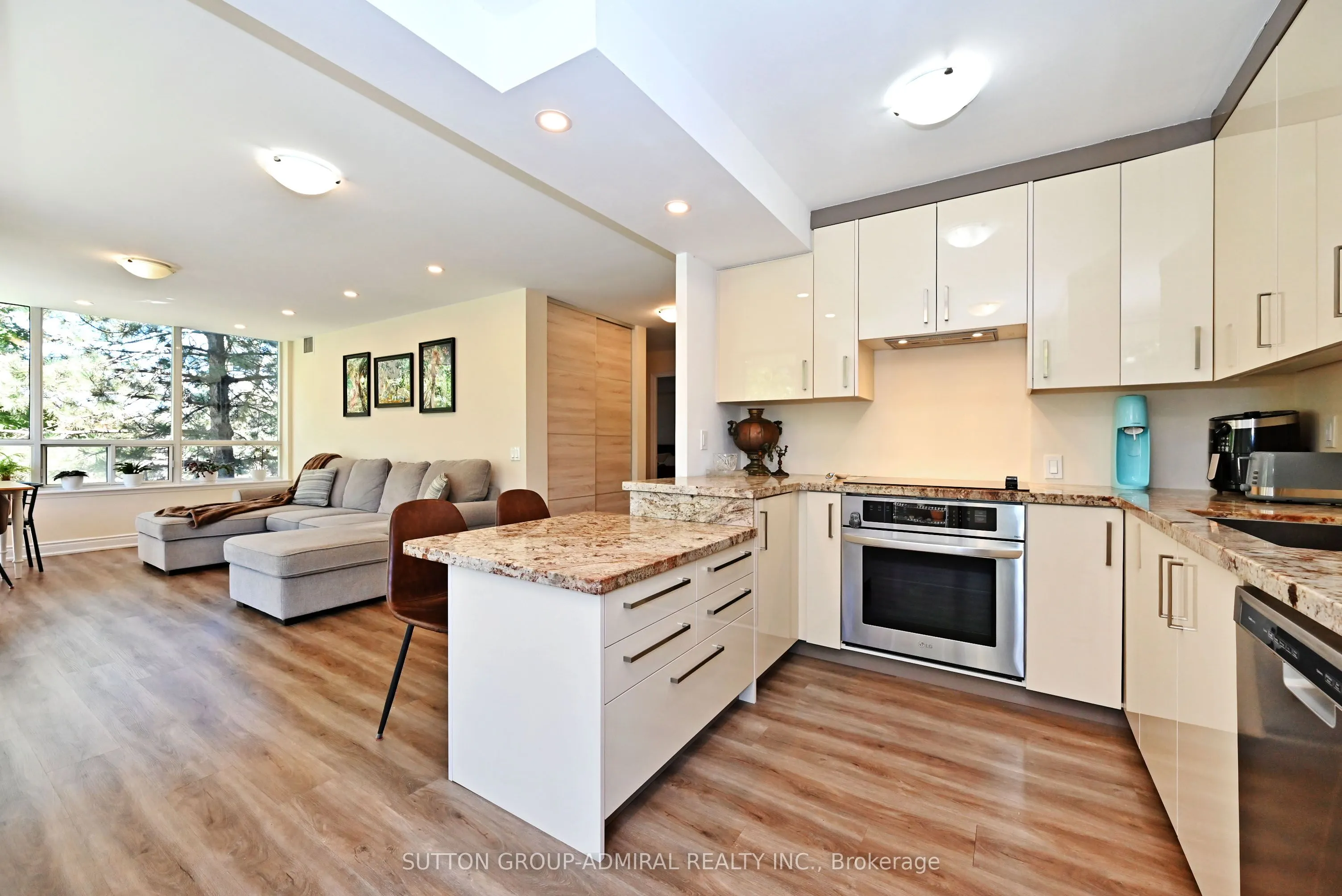 91 Townsgate Drive, #203
