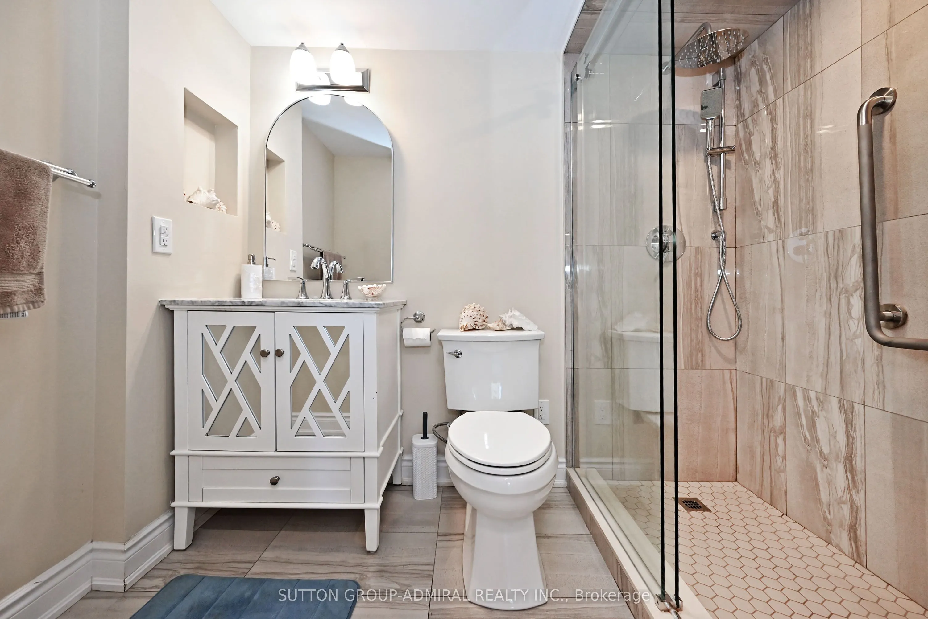 91 Townsgate Drive, #203