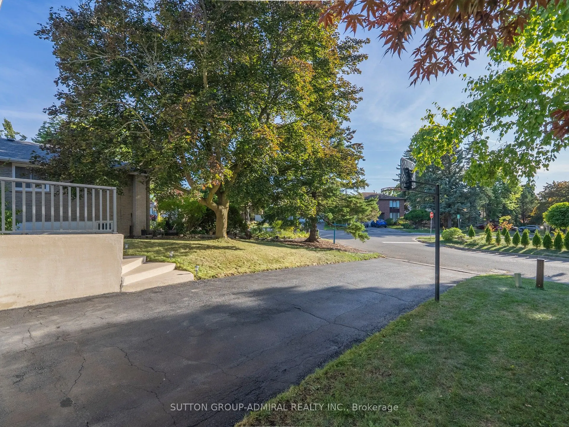 62 Shieldmark Crescent