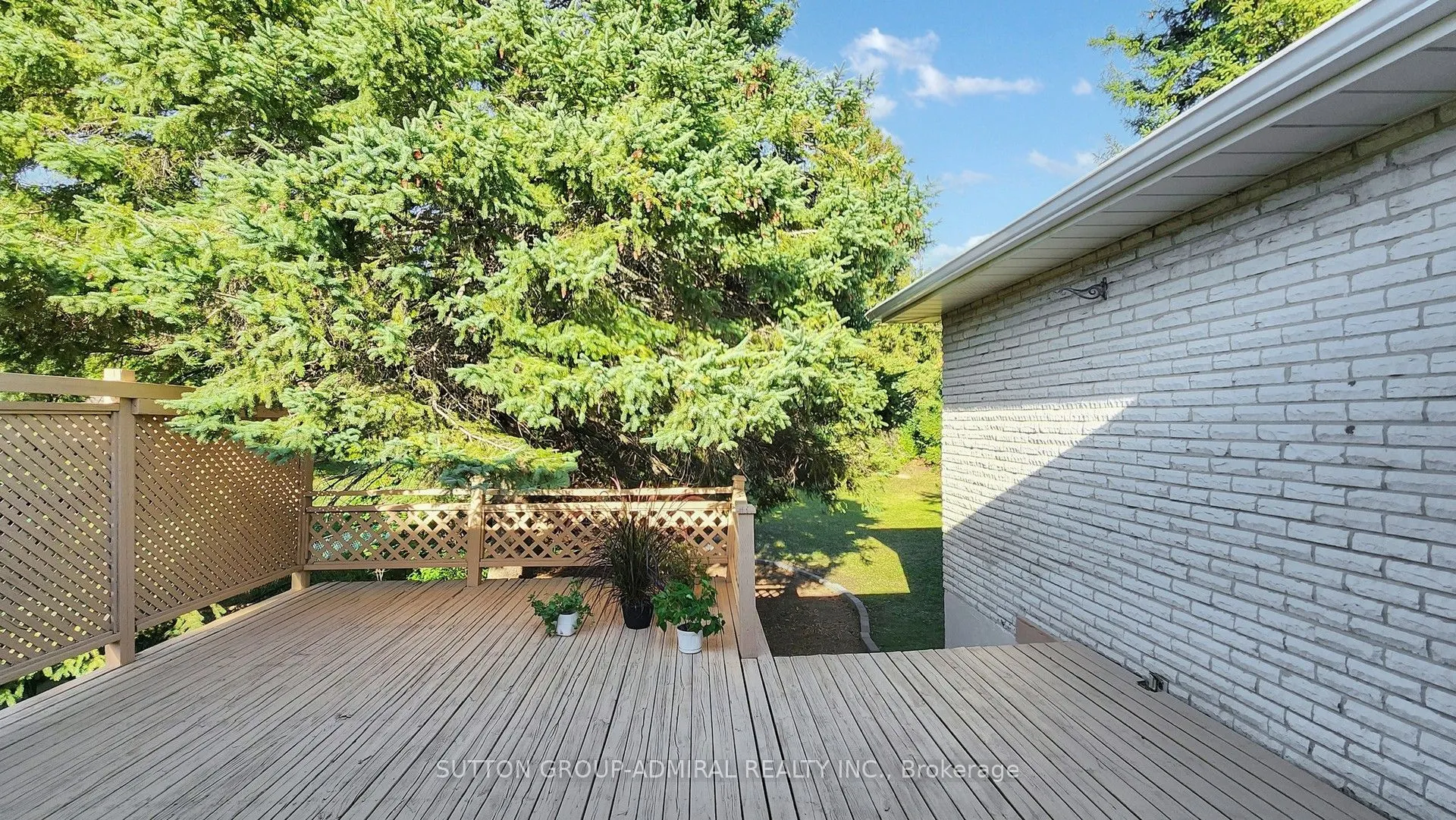 62 Shieldmark Crescent