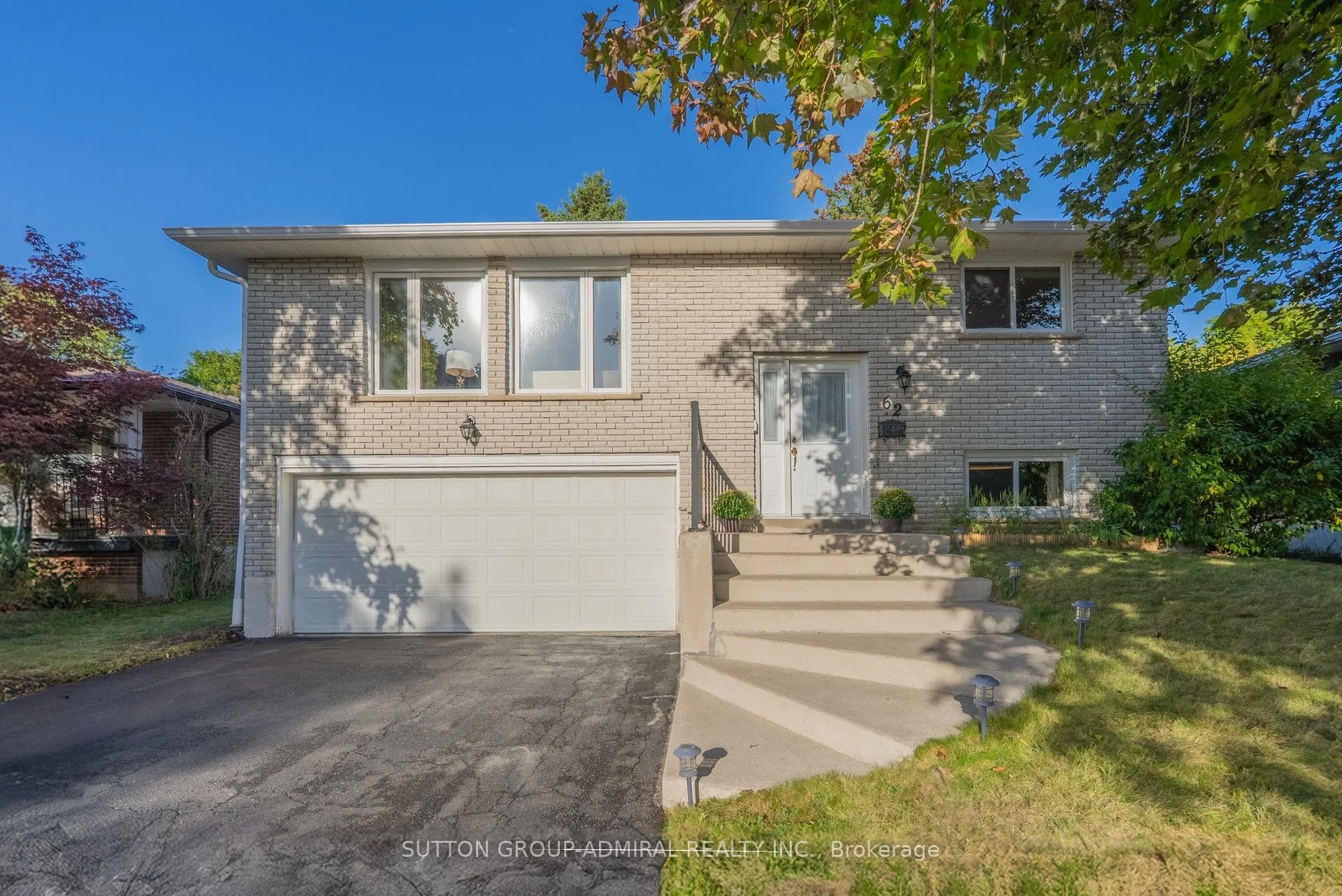 62 Shieldmark Crescent